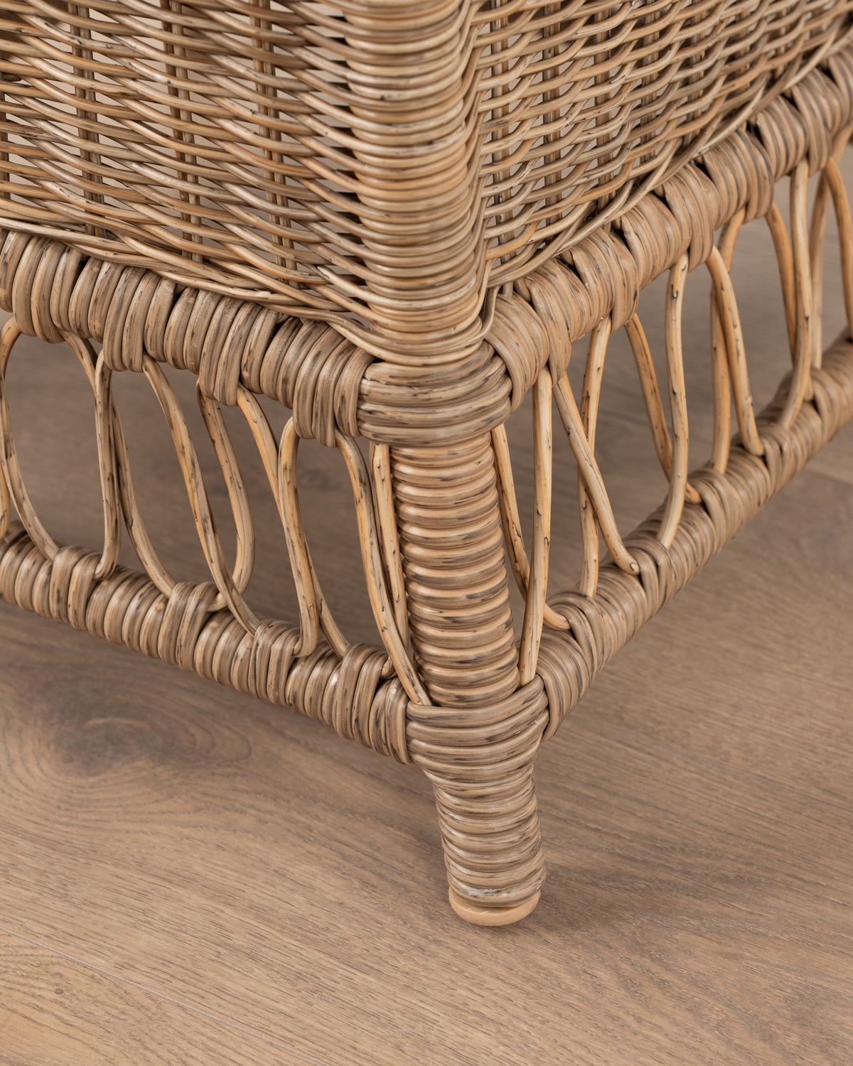 Courtyard Carver Chair