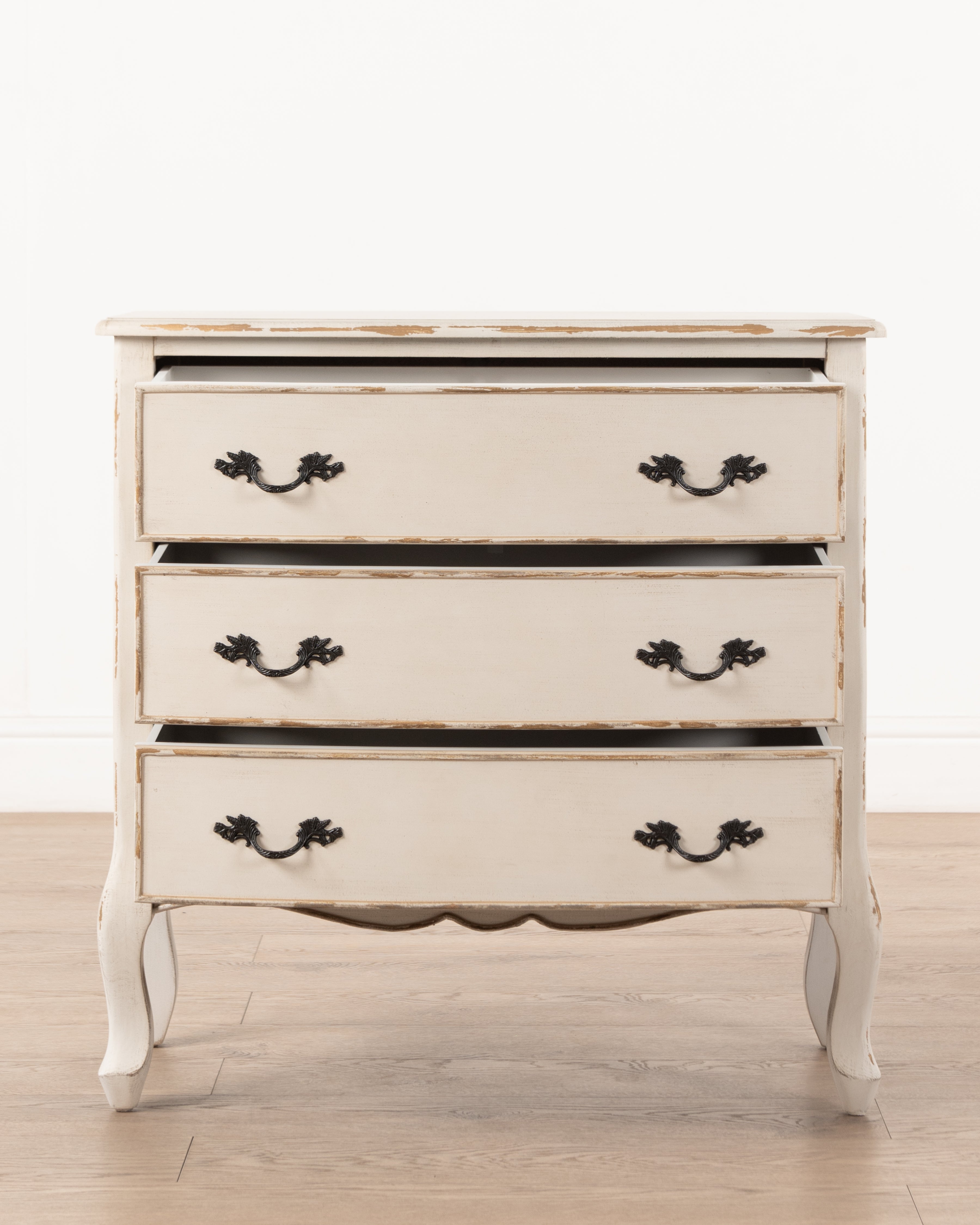 Louise Chest of drawers