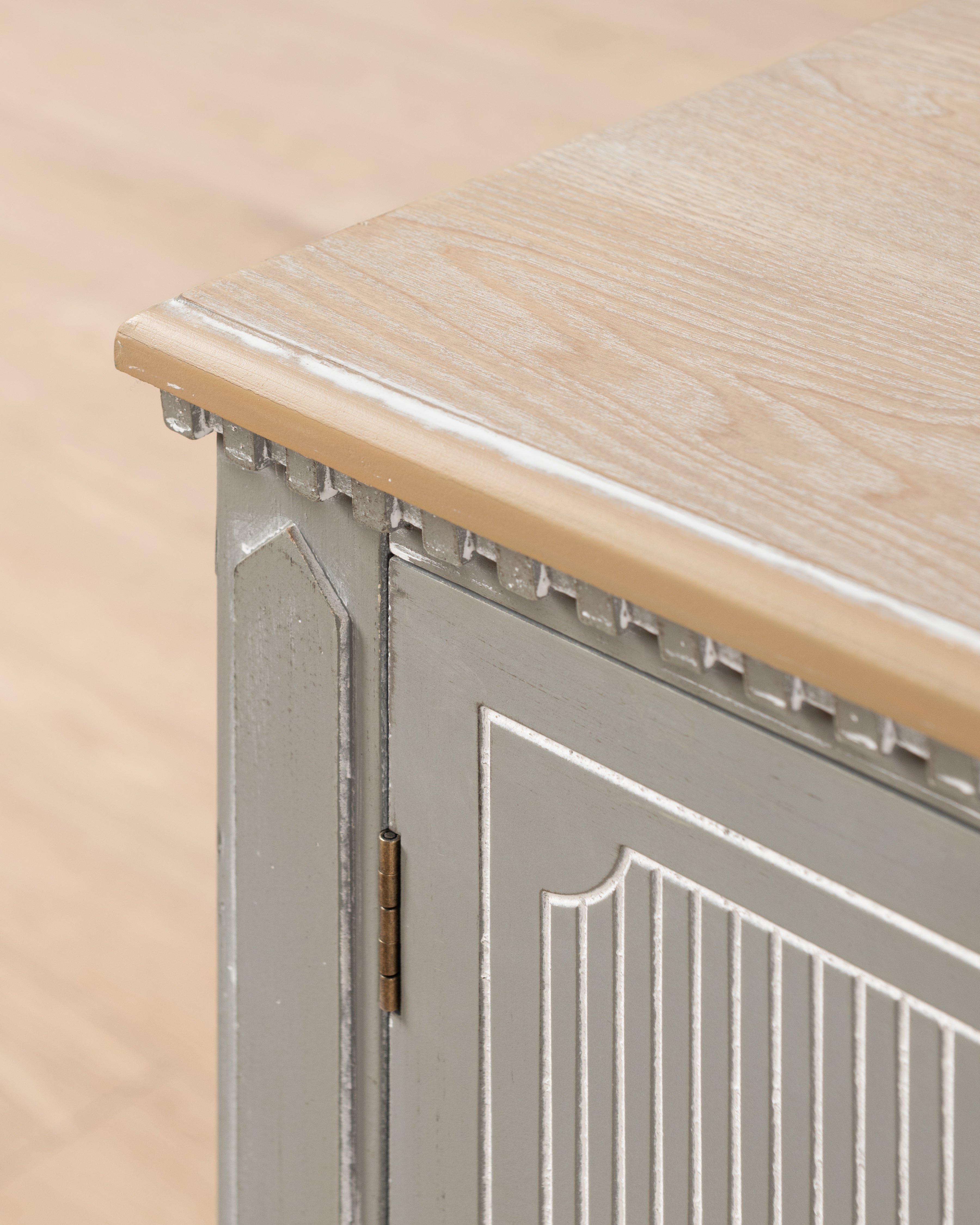 Atelier Phoebe Cabinet