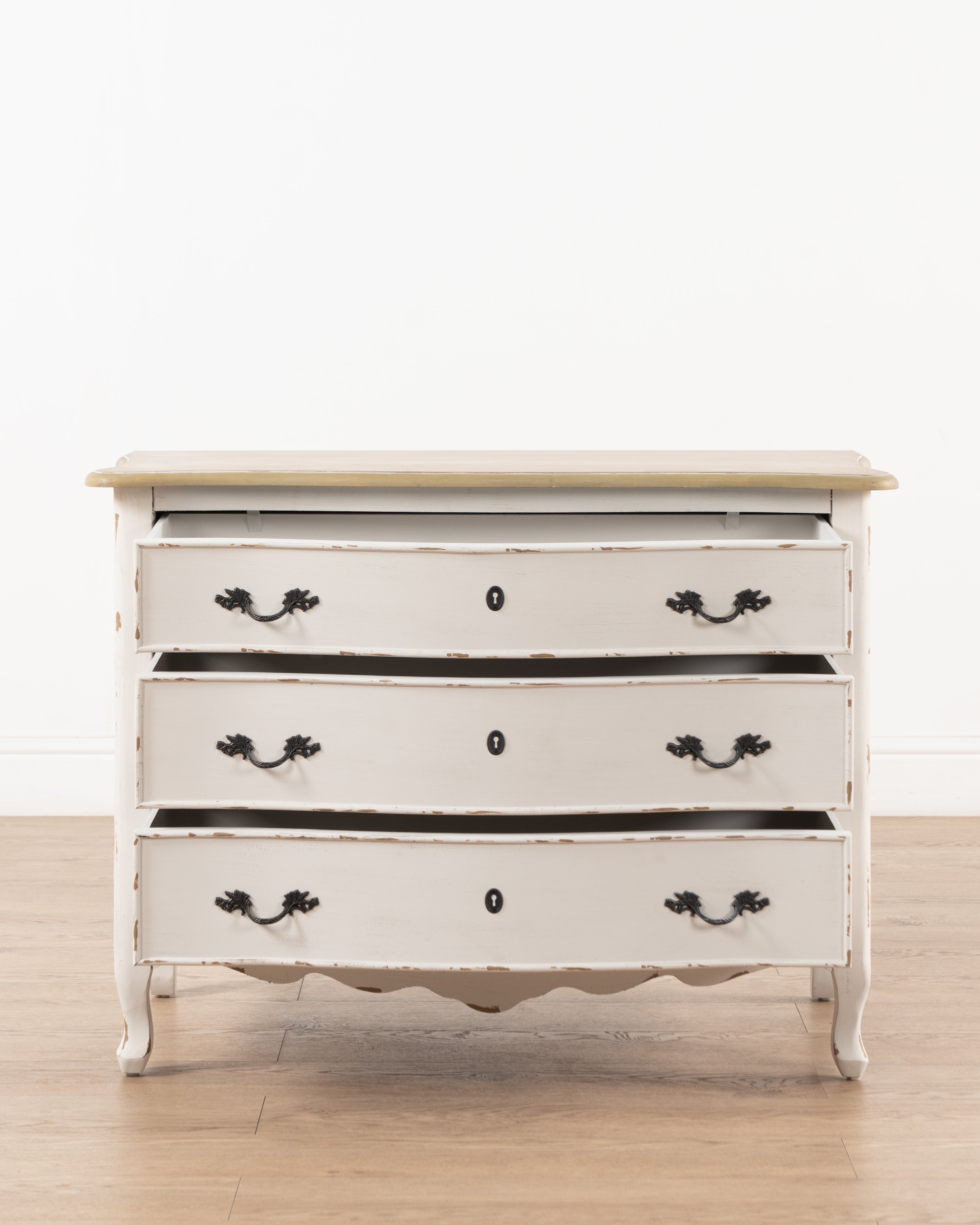 Estelle Chest of Drawers | Antique white