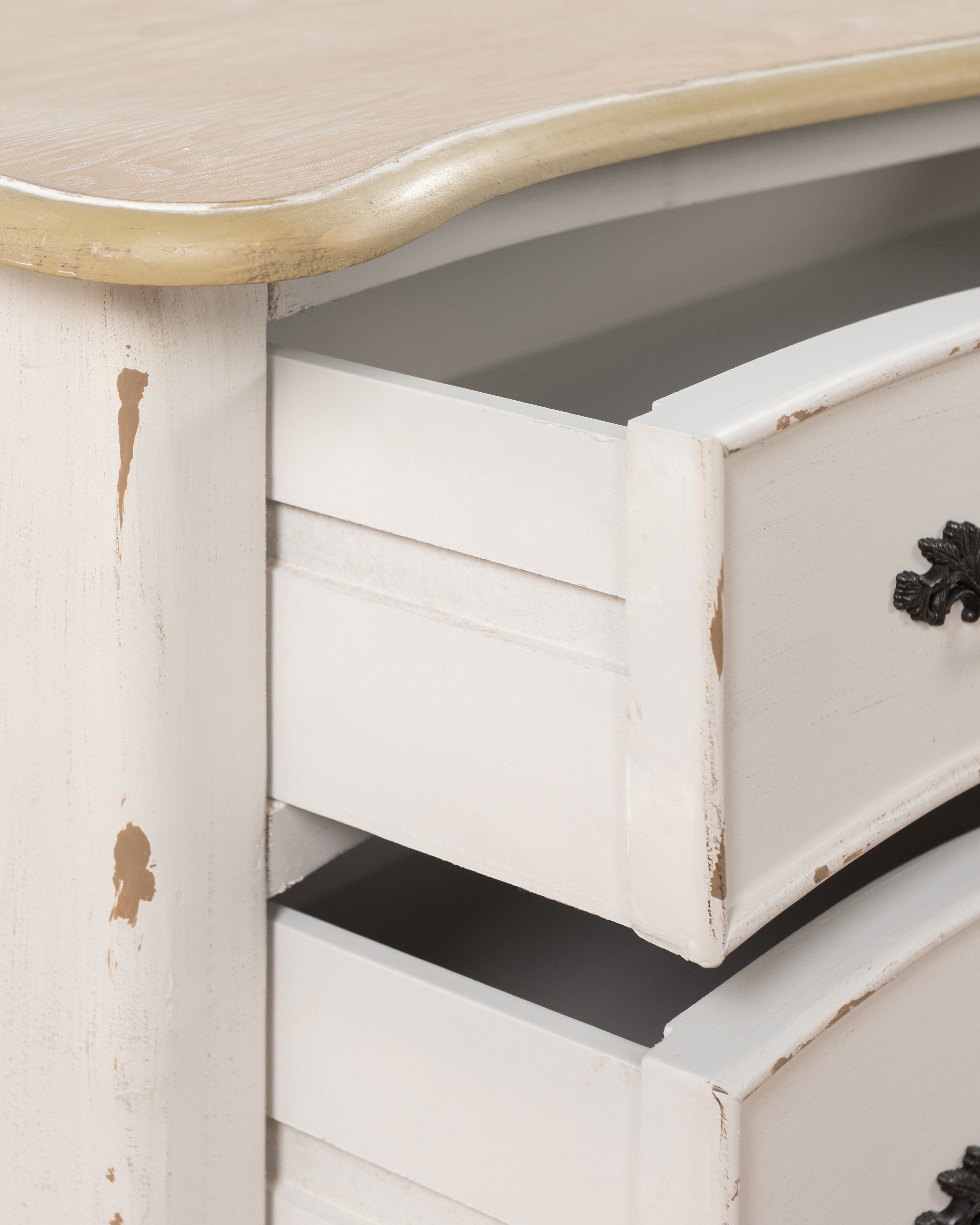 Estelle Chest of Drawers | Antique white