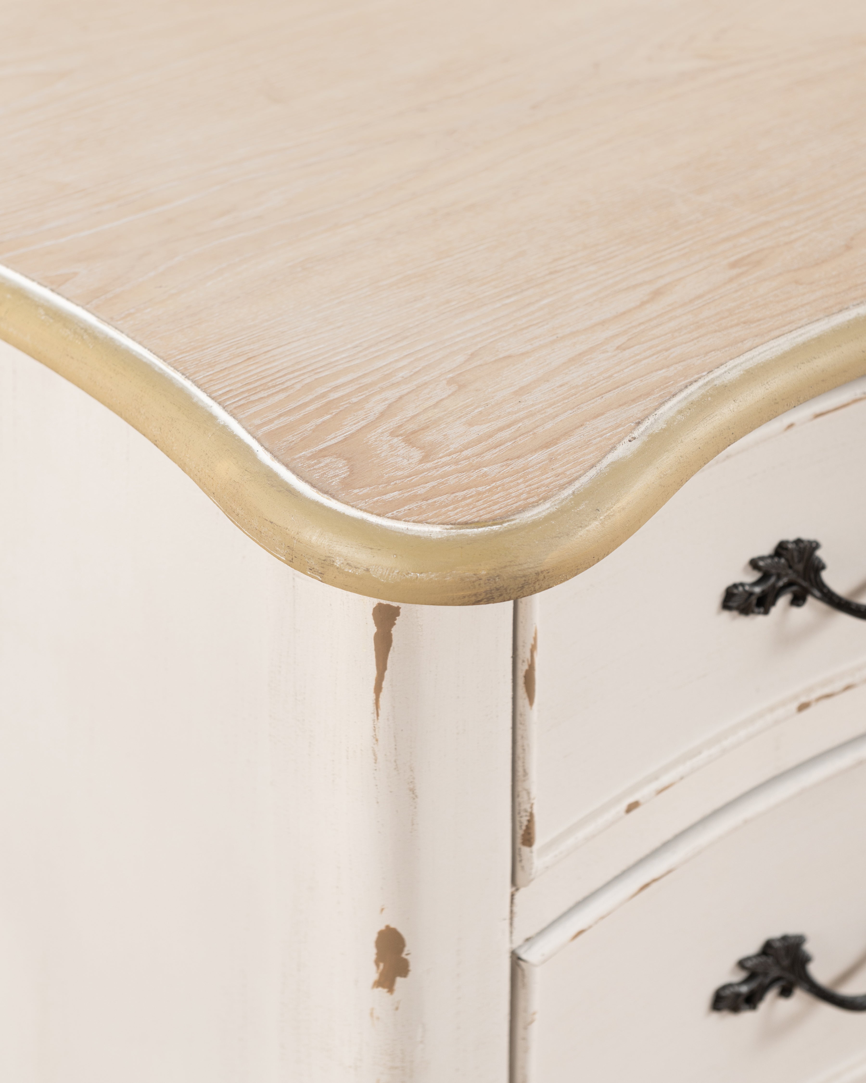 Estelle Chest of Drawers | Antique white
