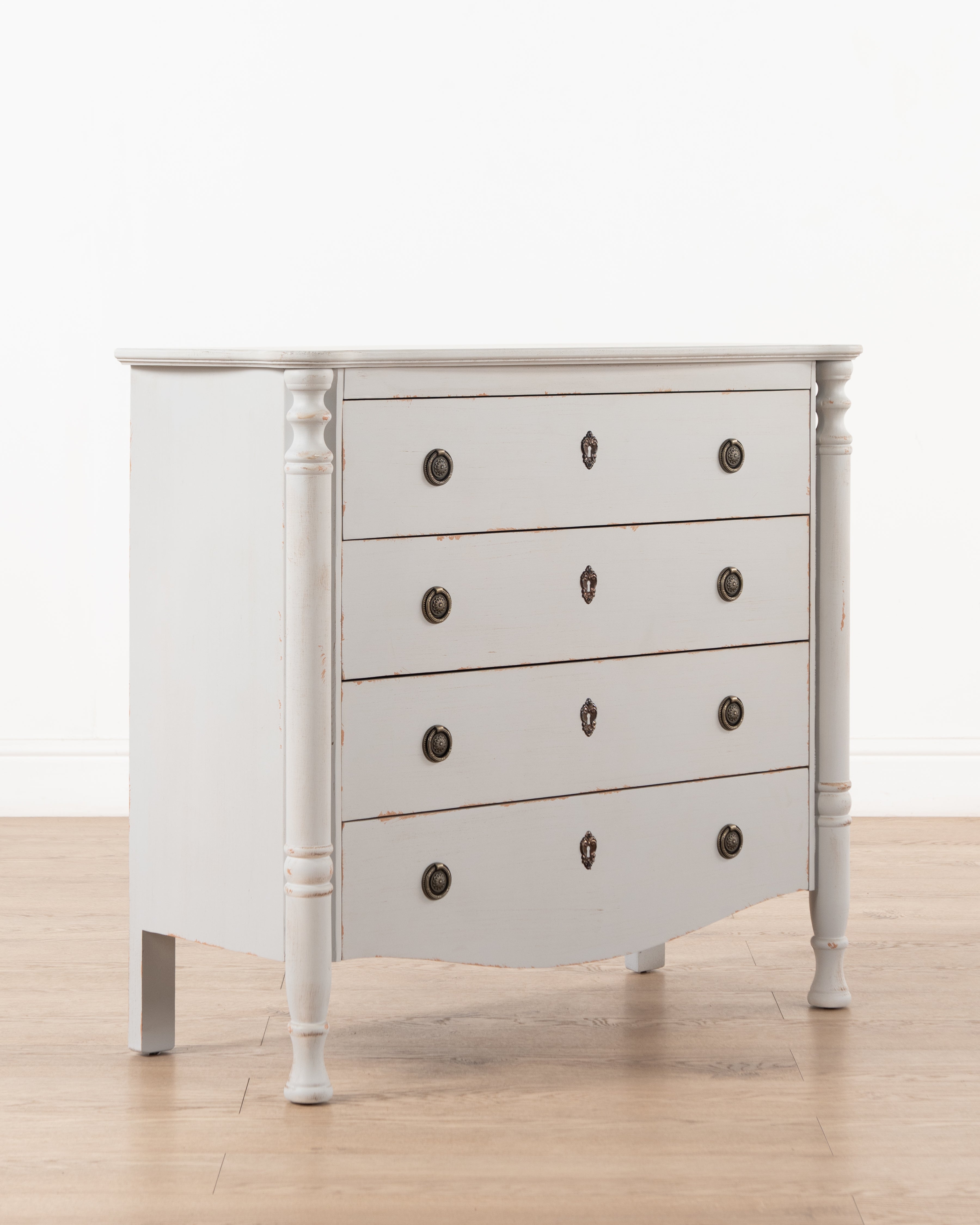 Isabelle Chest of Drawers
