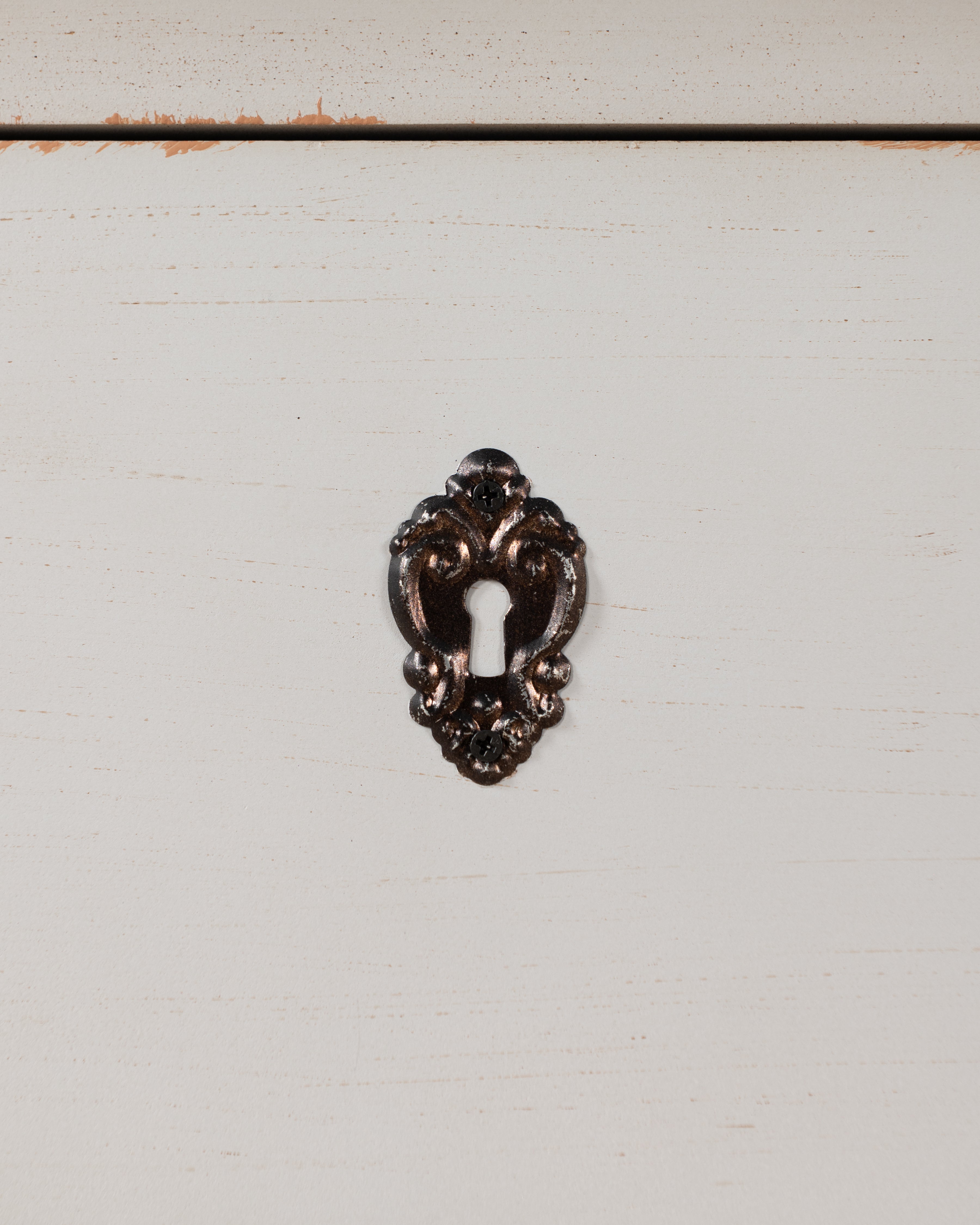 Isabelle Chest of Drawers