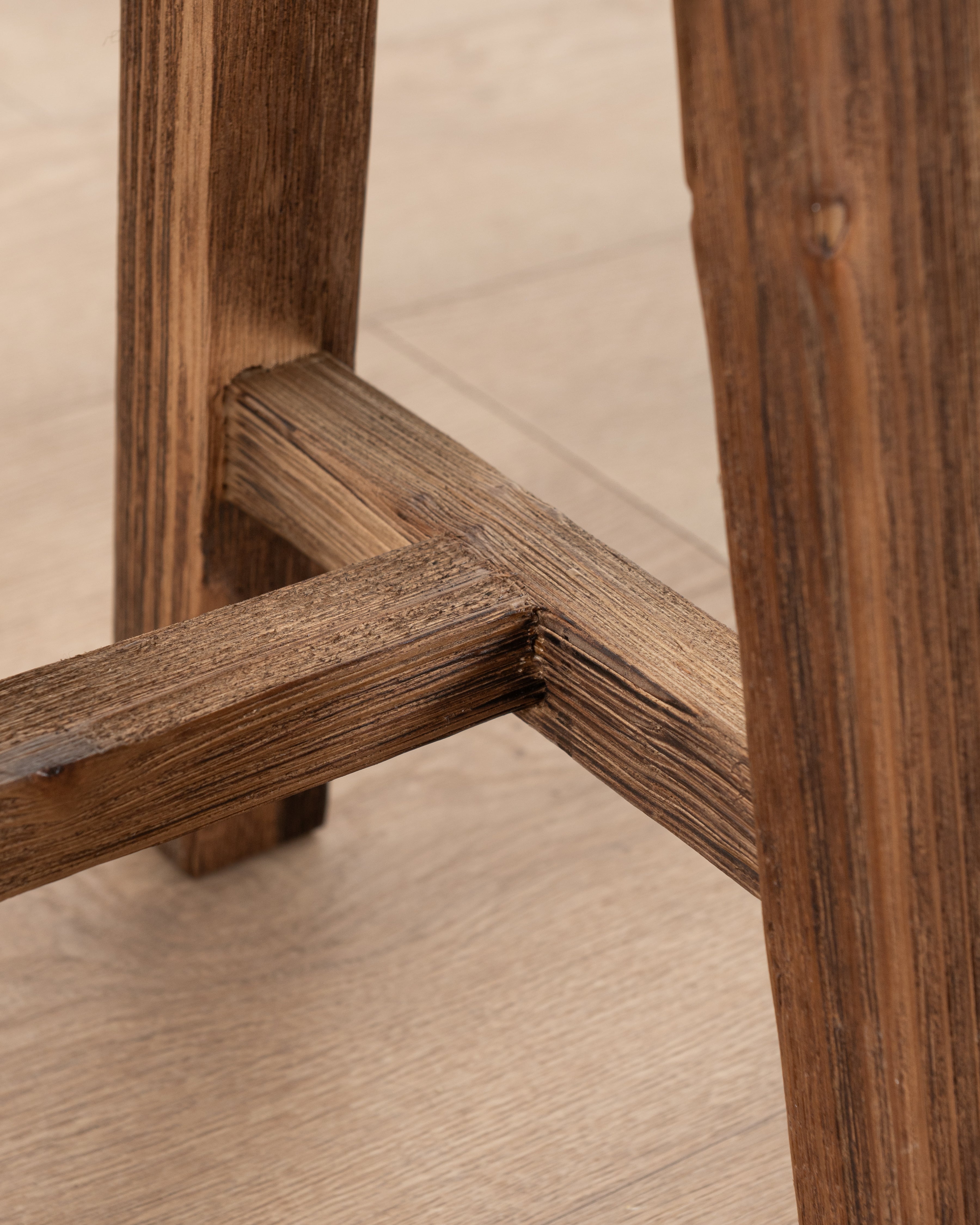 Everett Stool