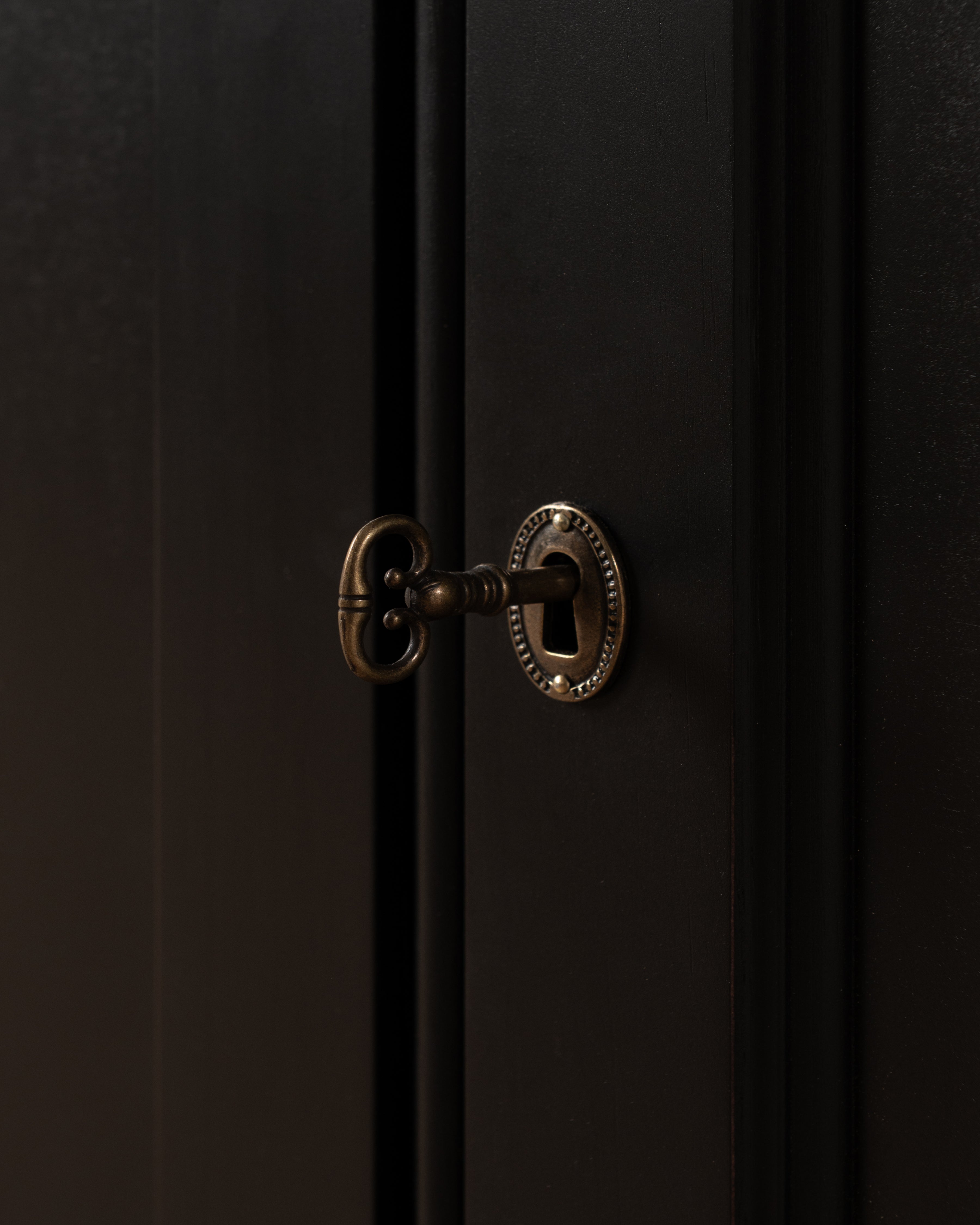 Hampshire Server | Weathered Oak and Black Matt