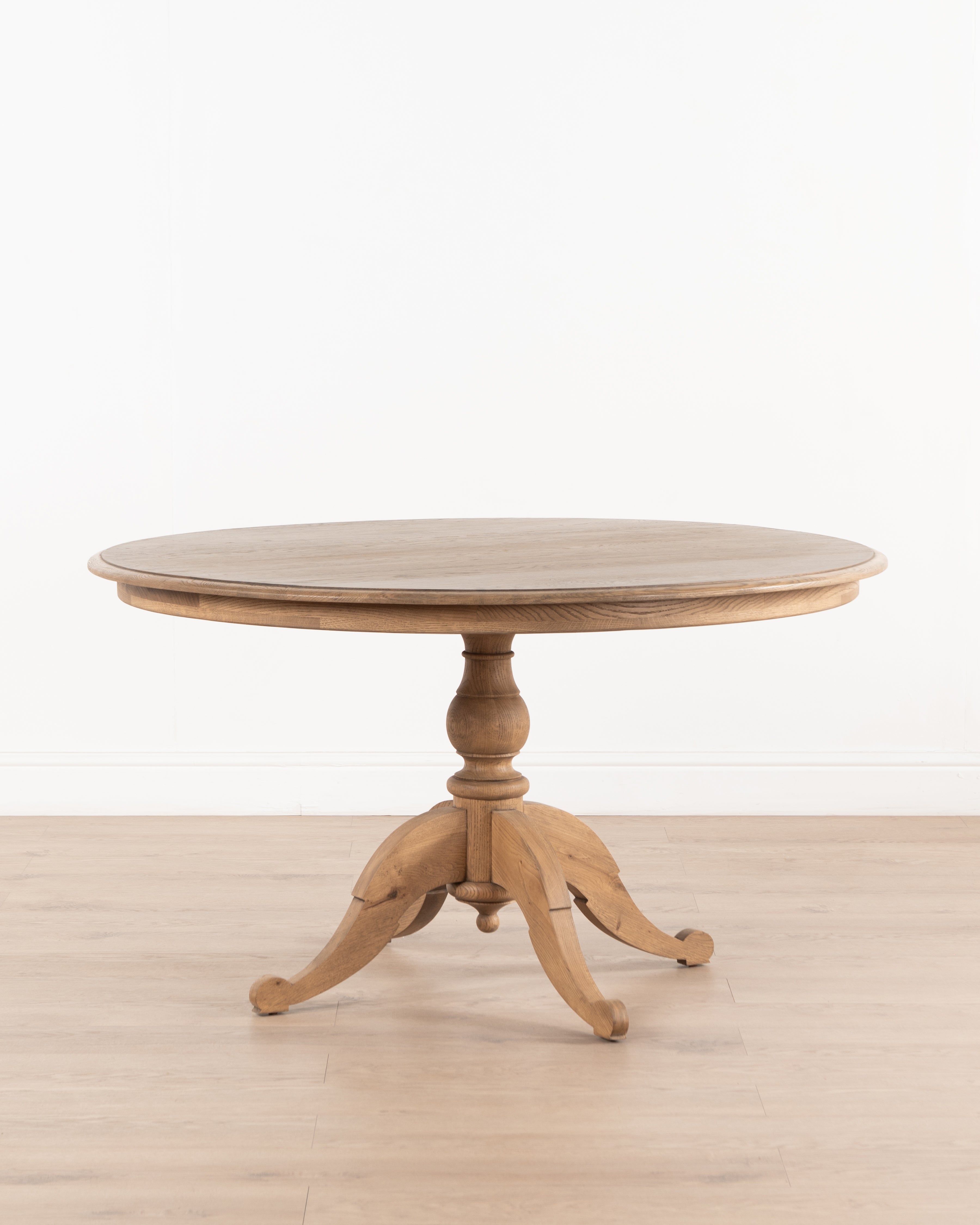Oxford Round 6-Seater Table