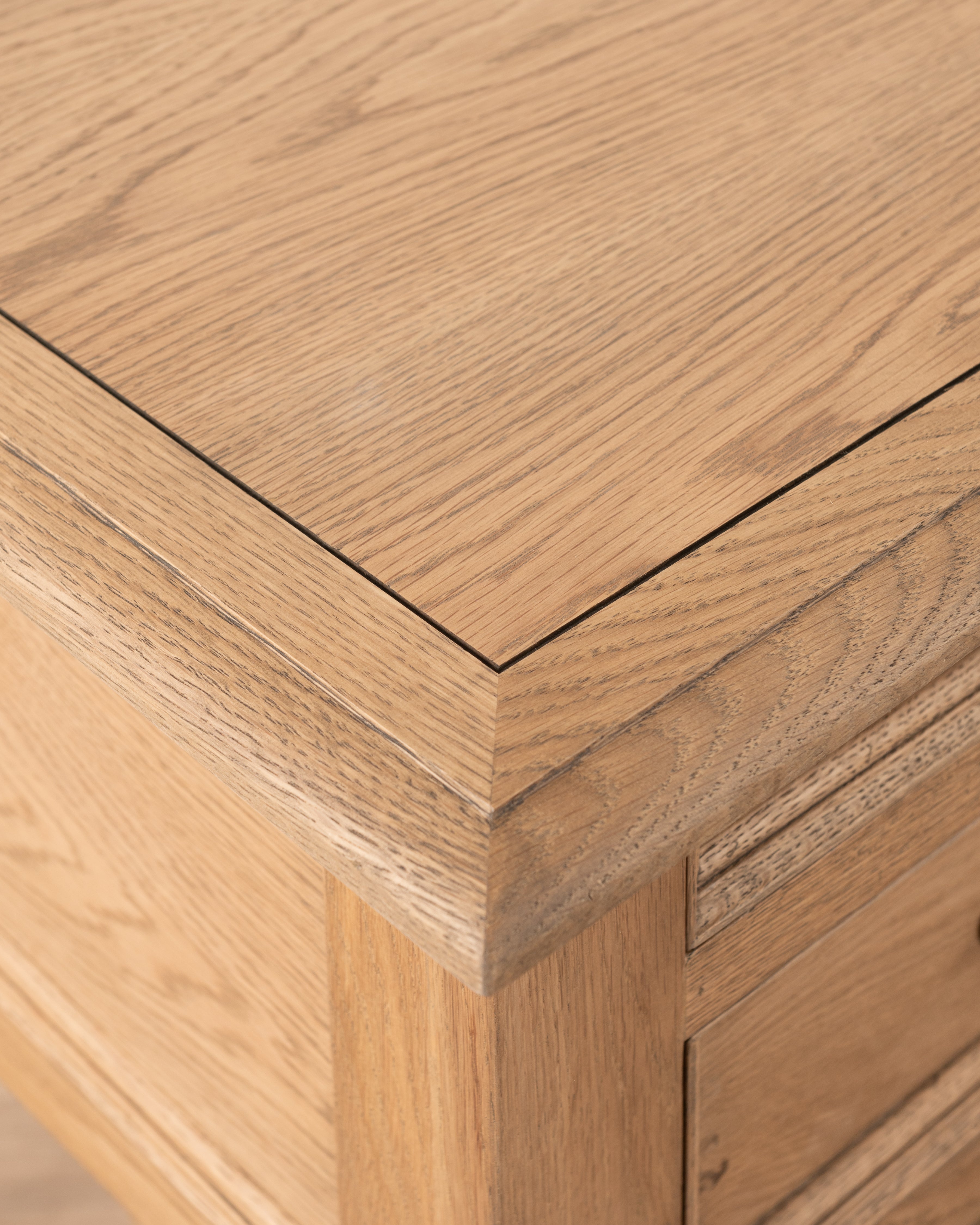 Normandy writing table - 5 drawer