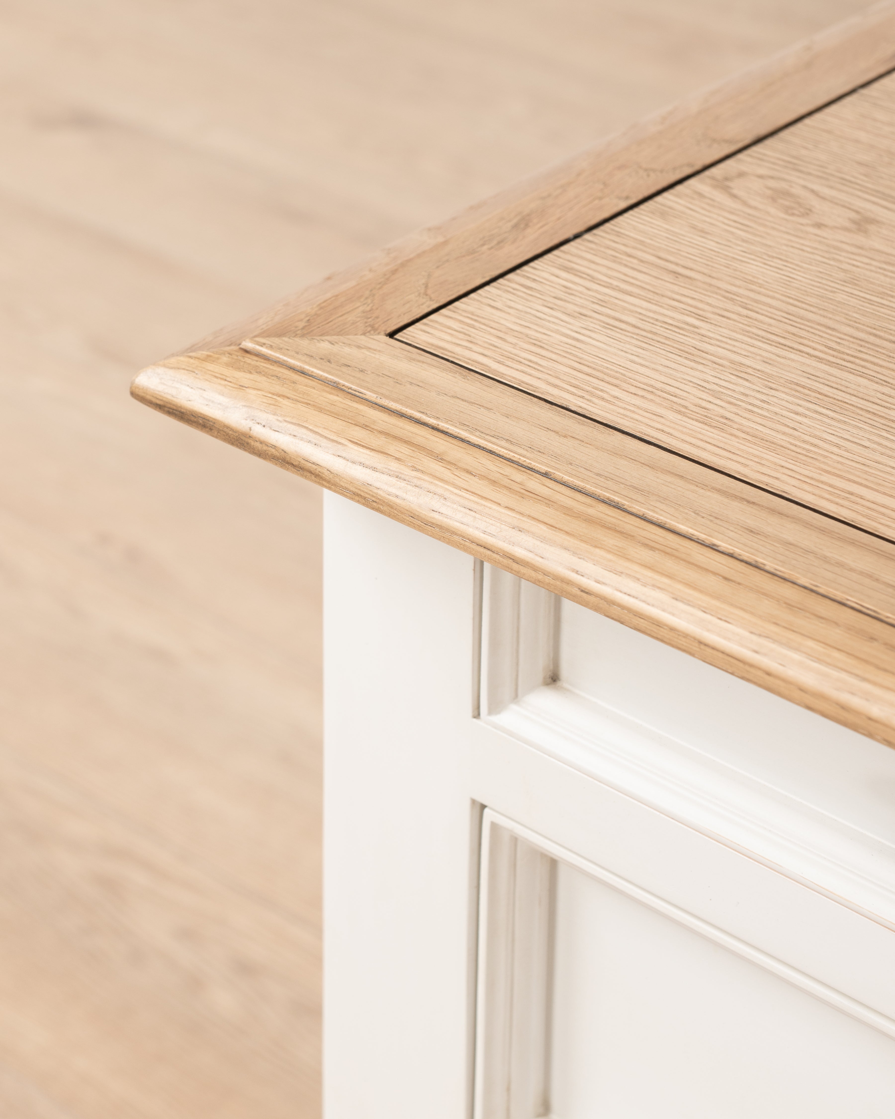 Normandy writing table - 5 drawer