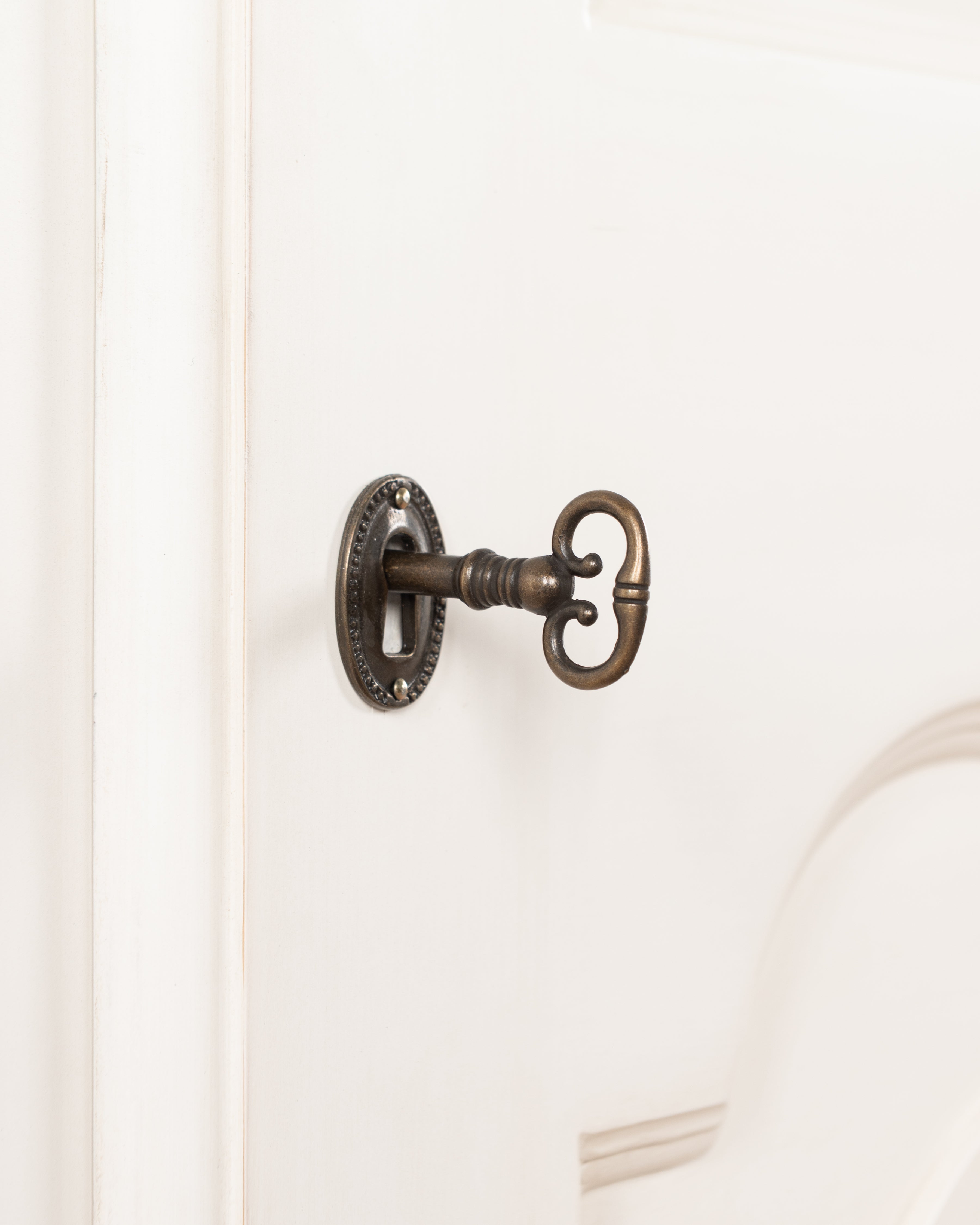 Montpellier Single Wardrobe | Shelving Only