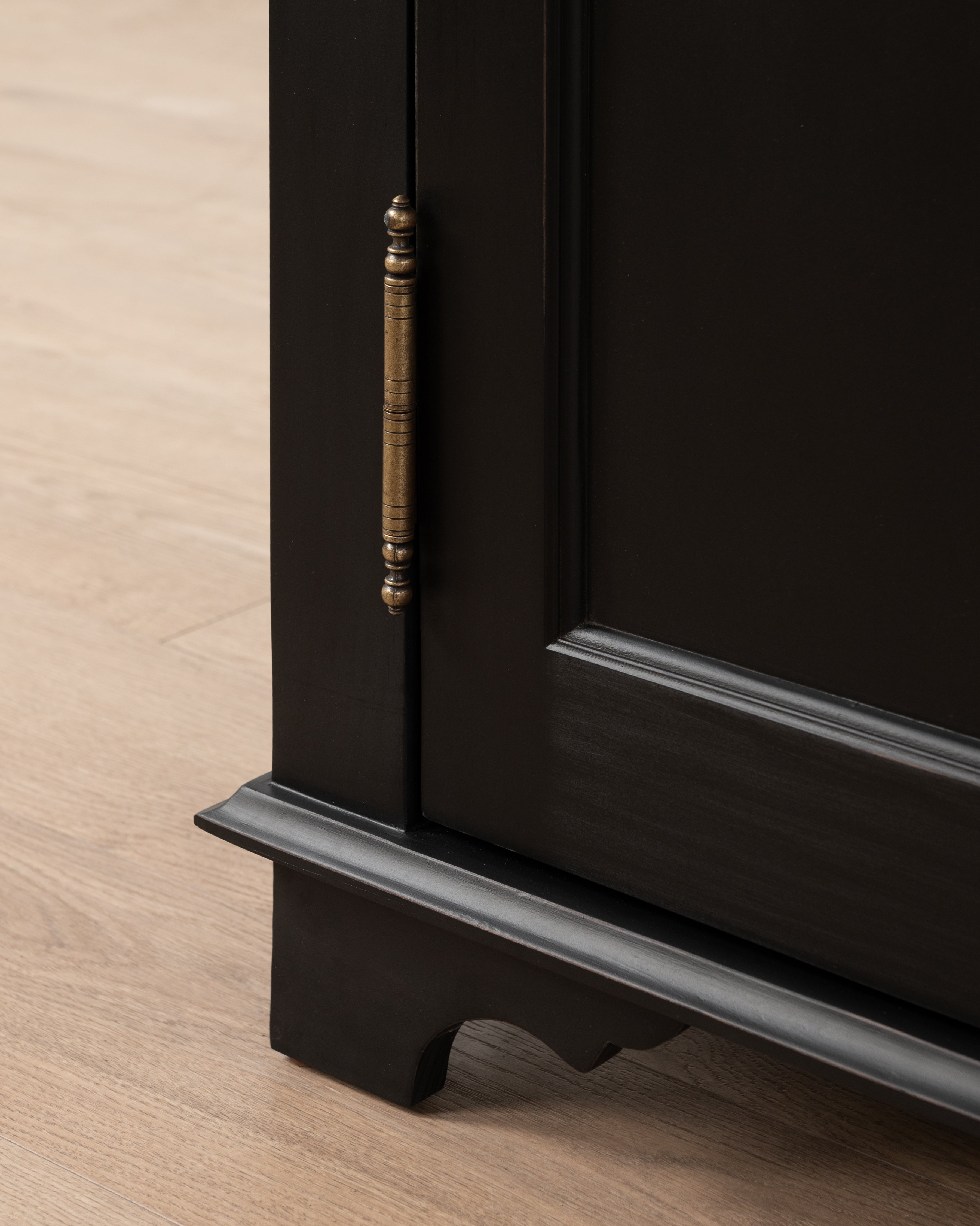 Normandy Wardrobe | Shelving