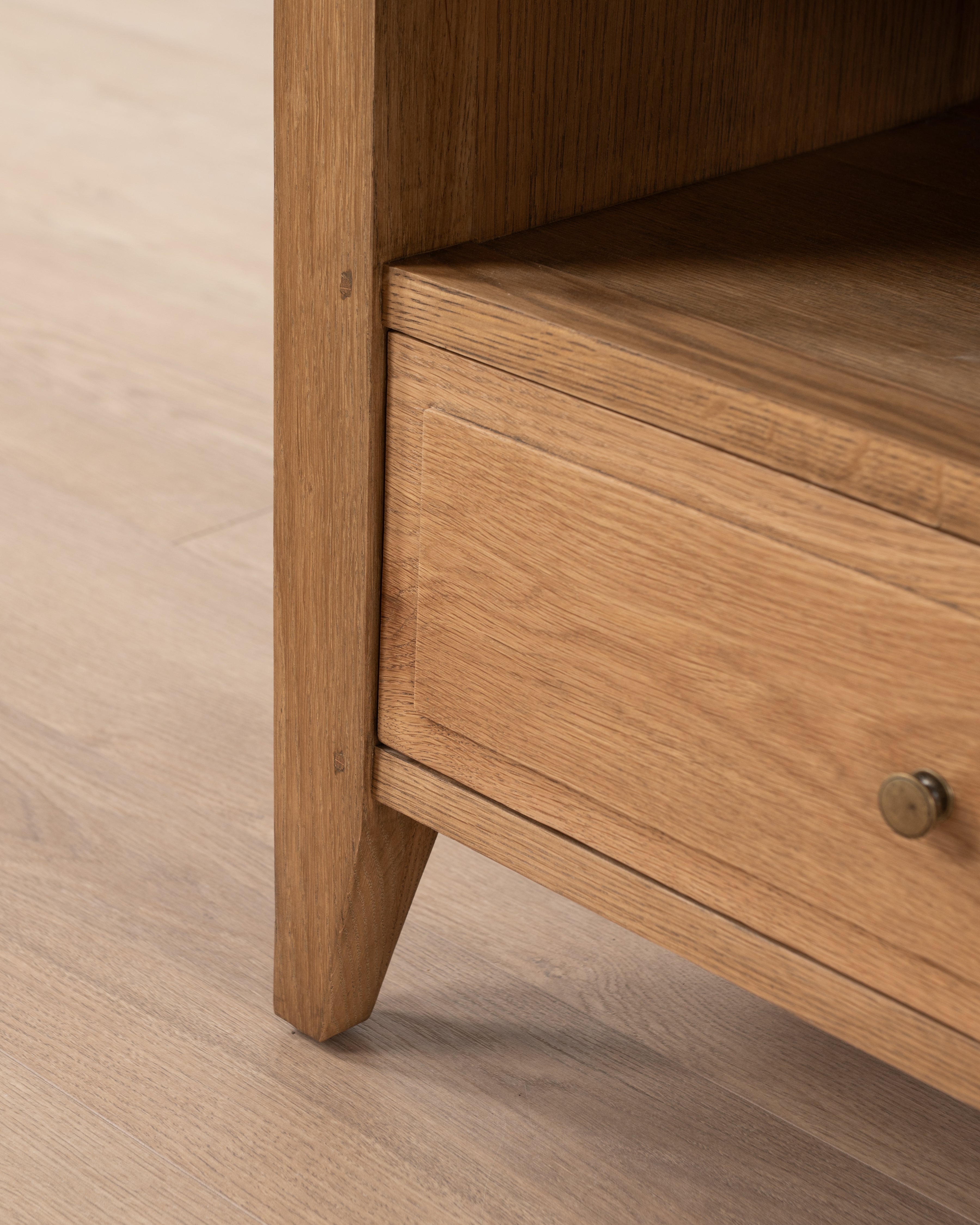 Shaker Tv unit