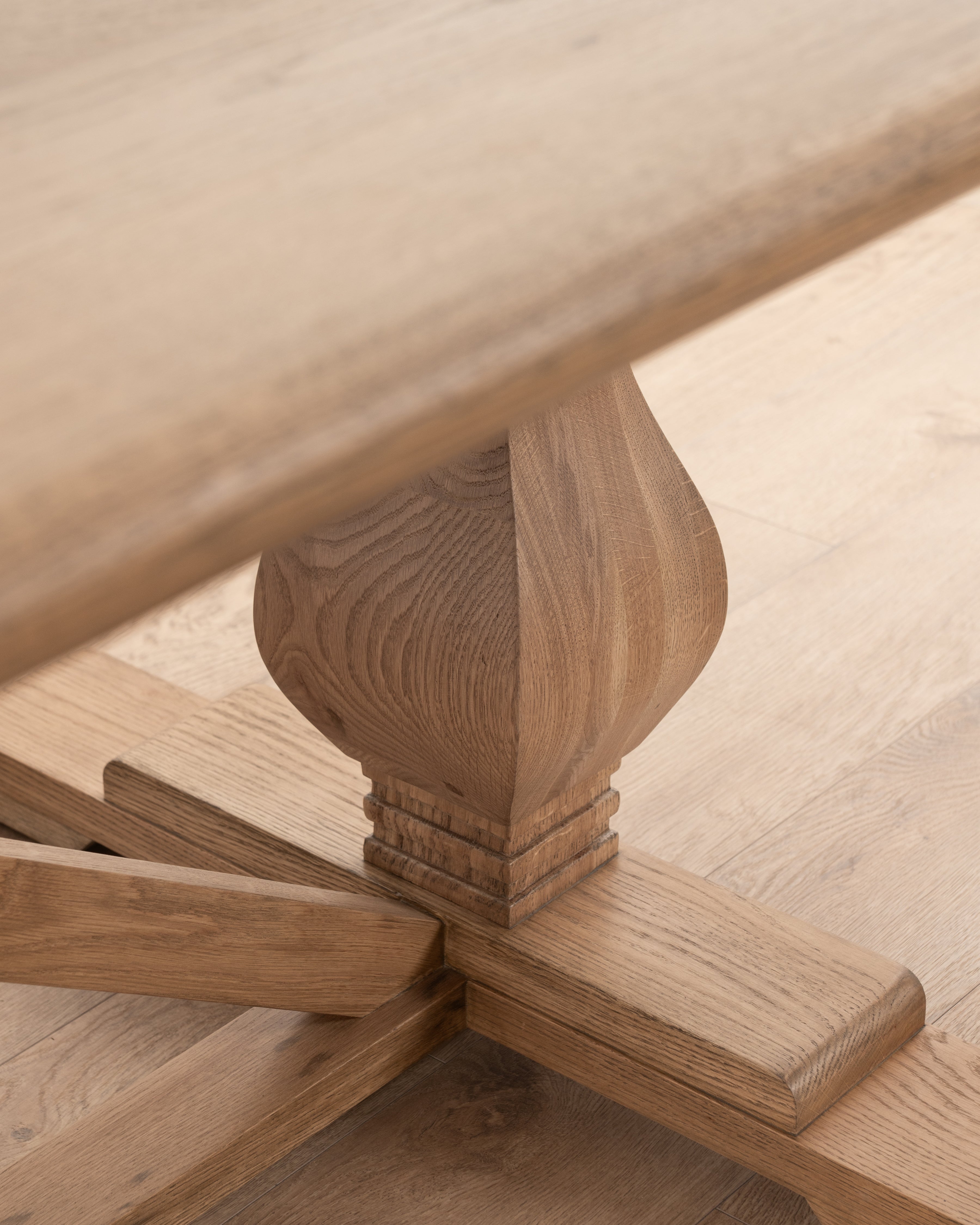 Oxford Carved Dining Table | 3m