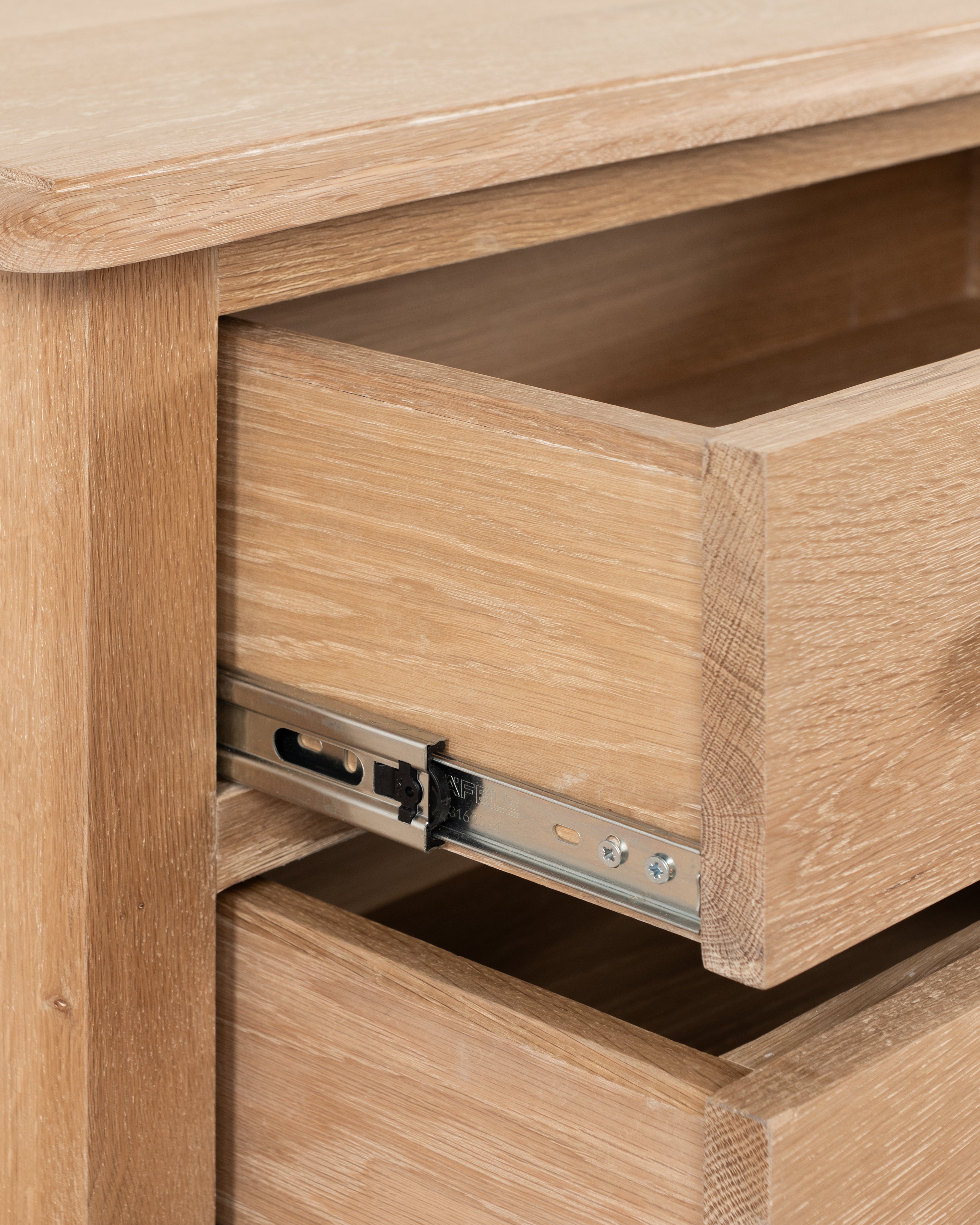 Normandy Cab Leg 3 Drawer Pedestal