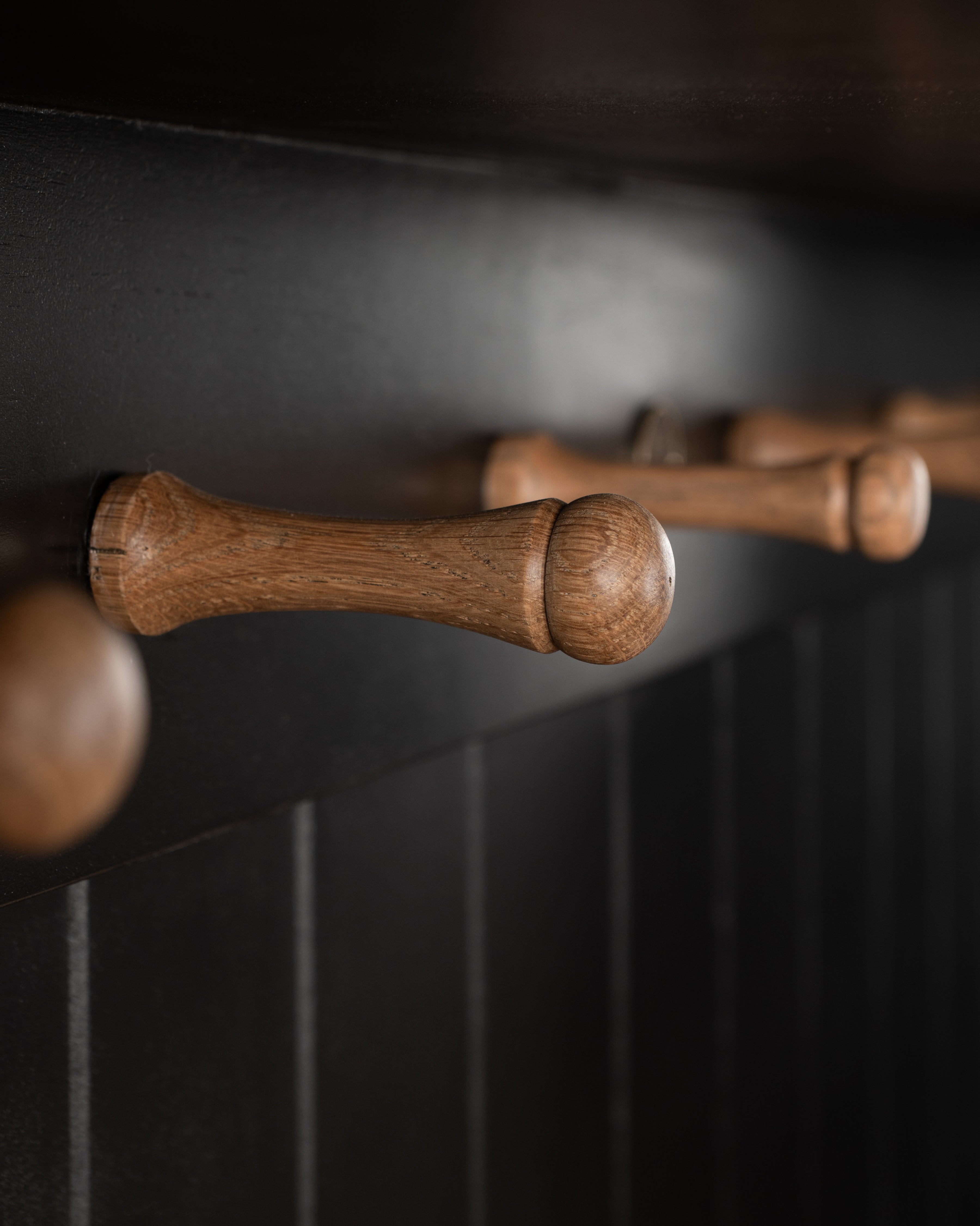Hampshire Coat Stand | Black