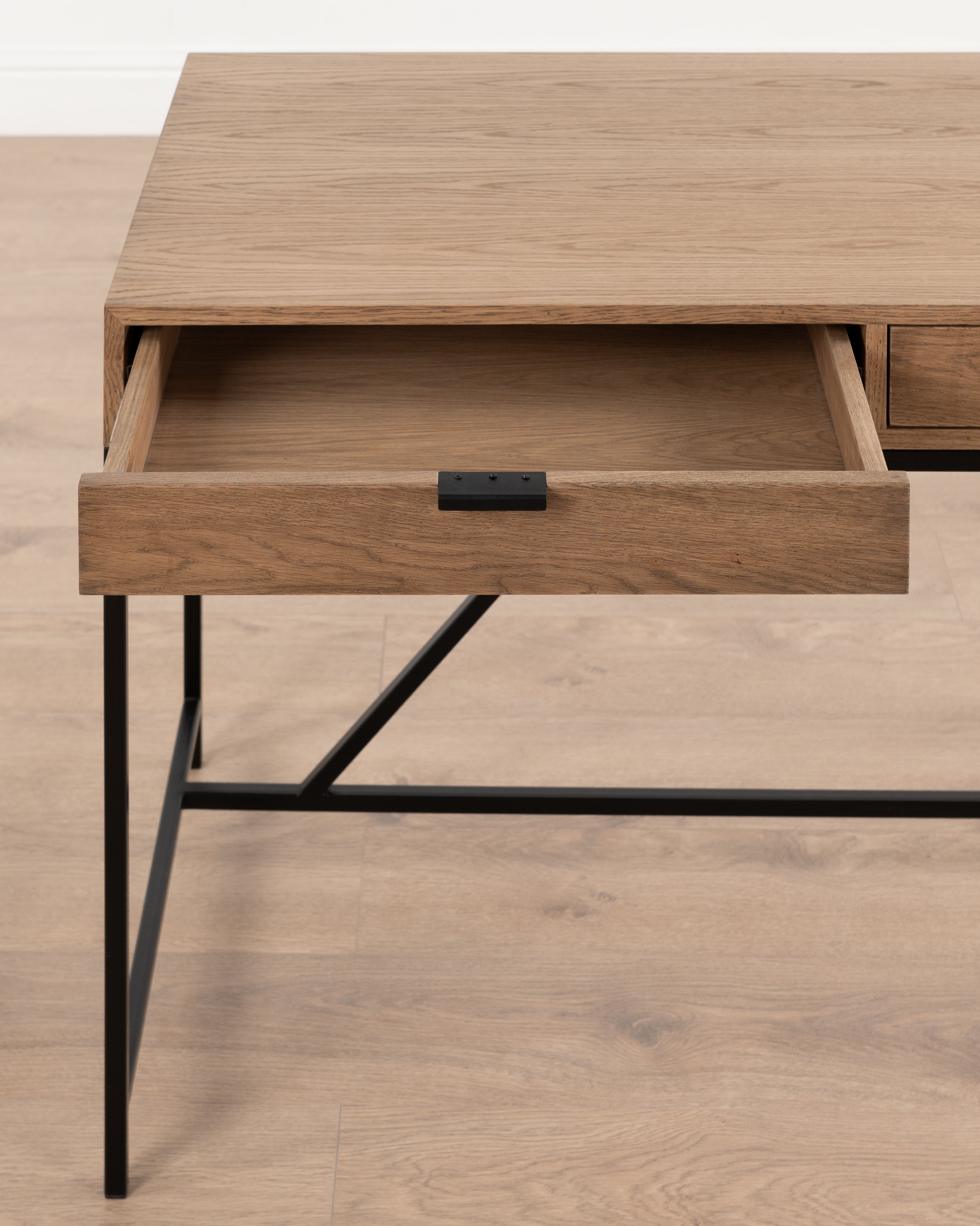 Manhattan Desk | 2 Drawer
