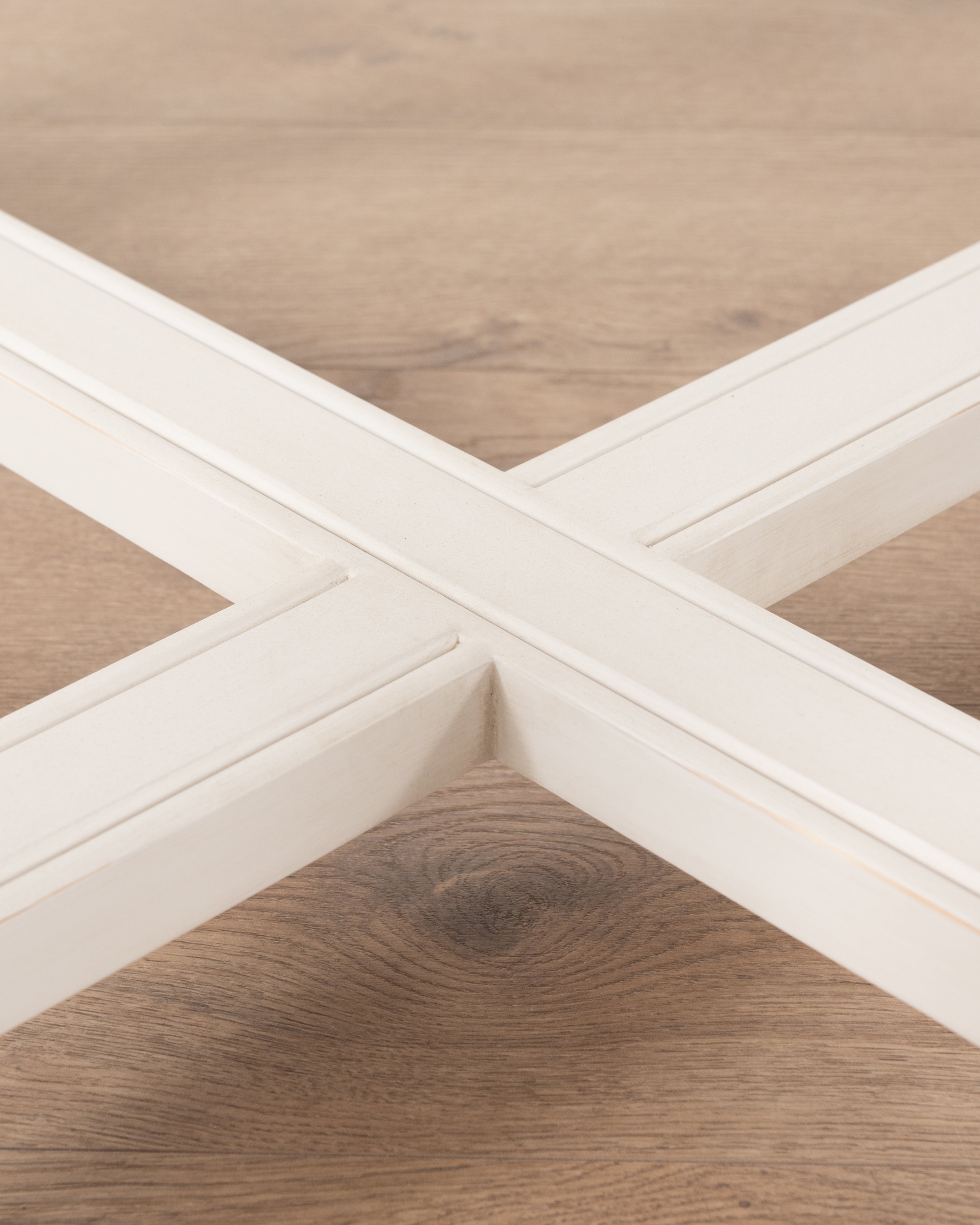 Oxford Round Slim Table