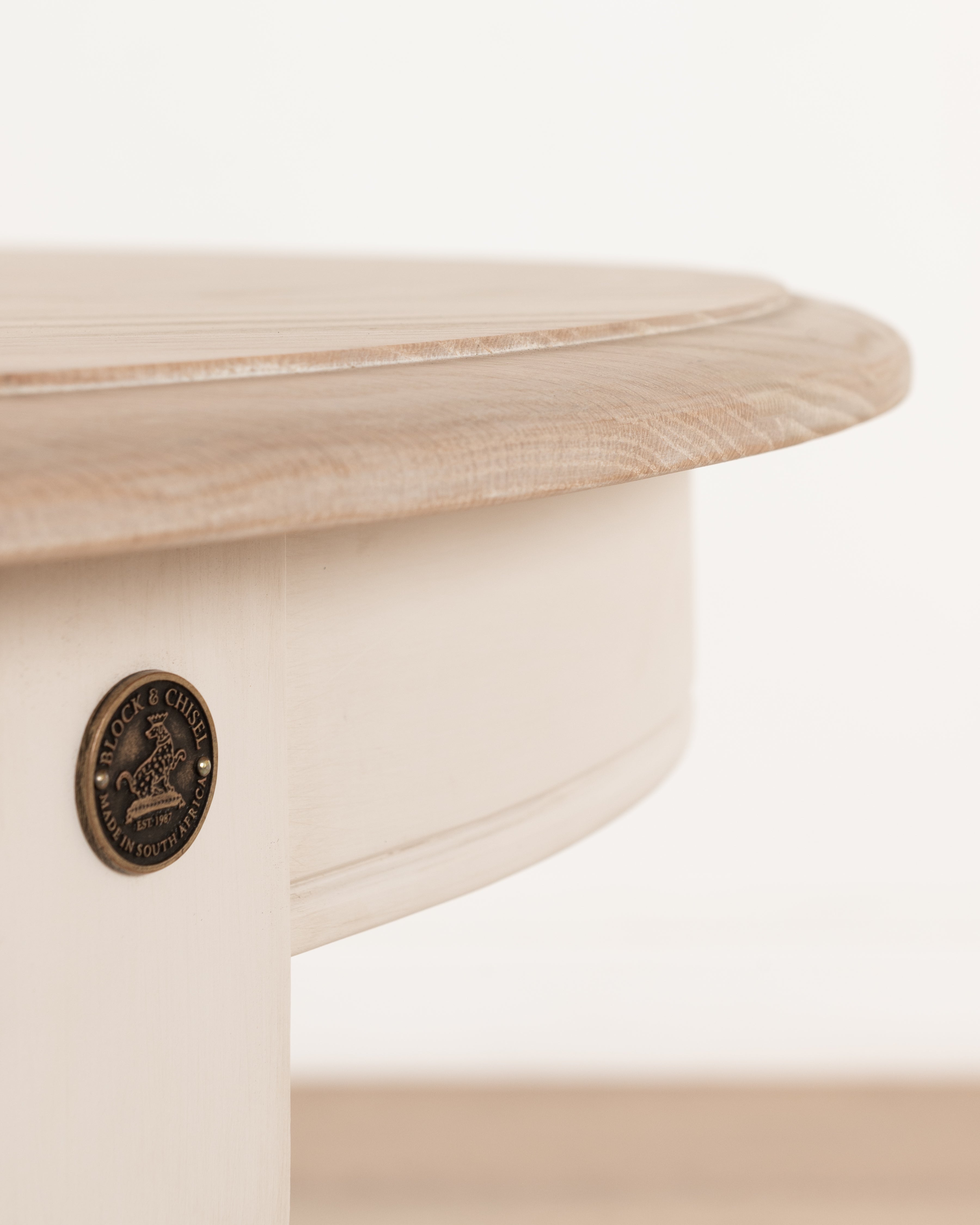 Oxford Round Slim Table