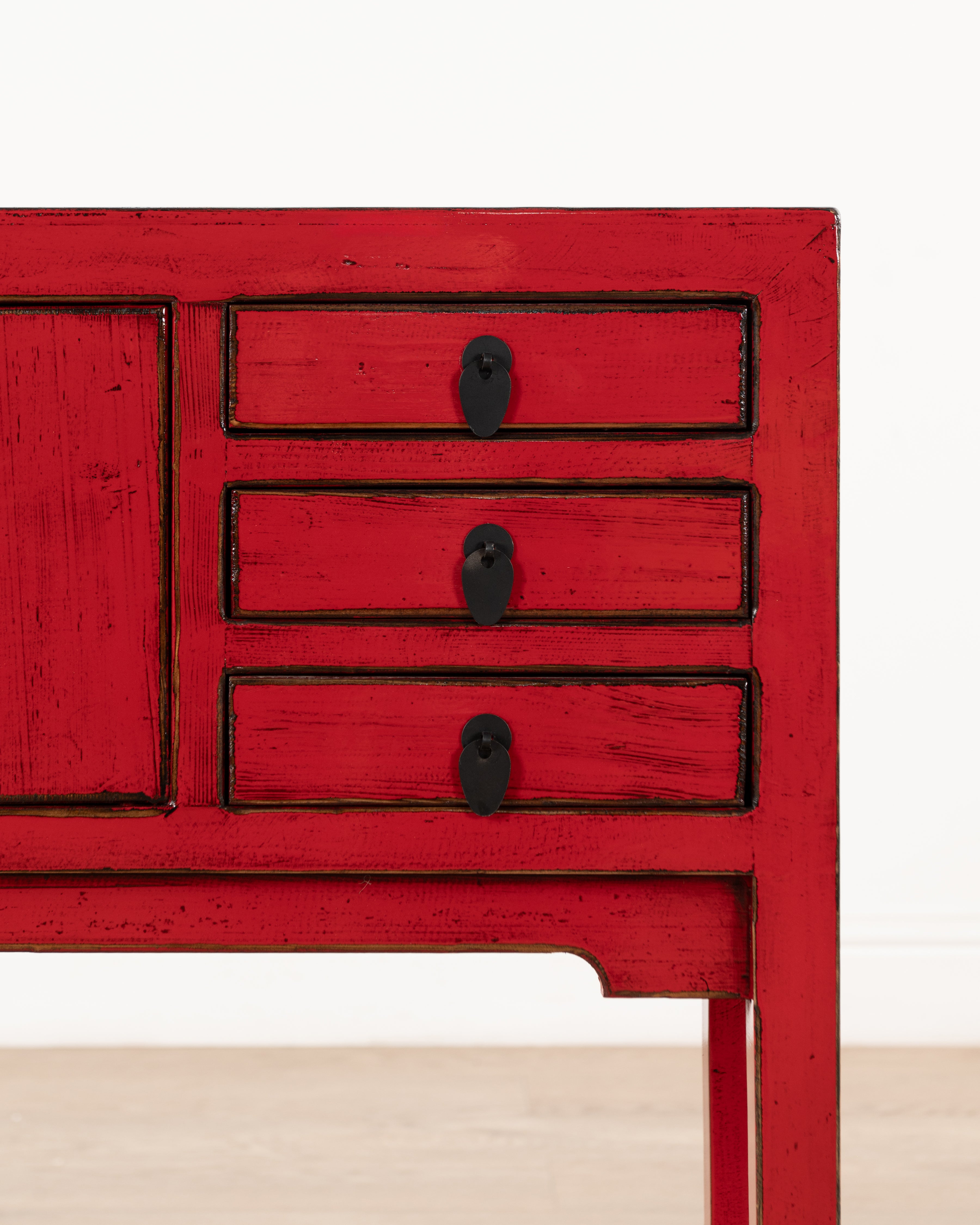 Indochine Zheng Console | Red