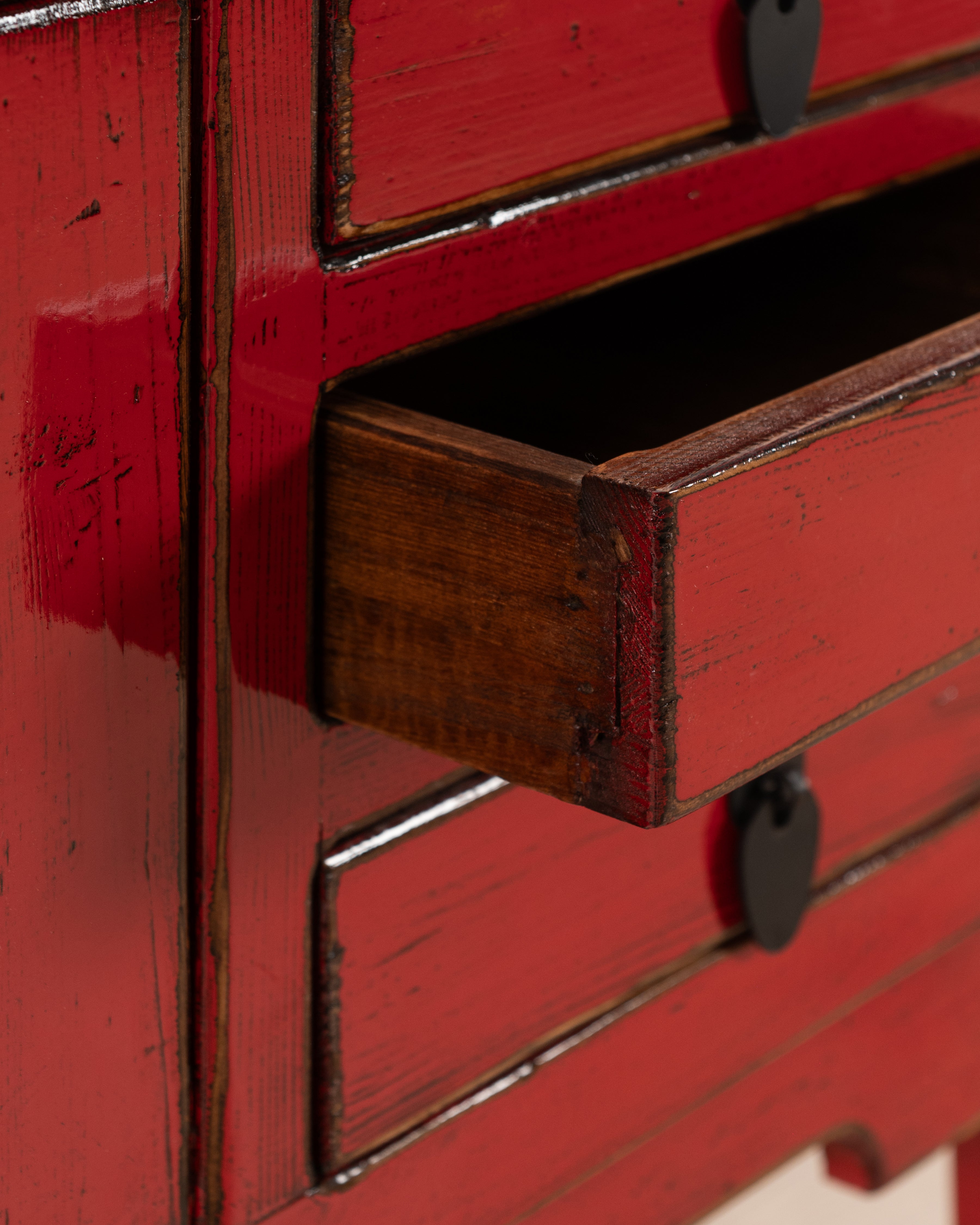 Indochine Zheng Console | Red