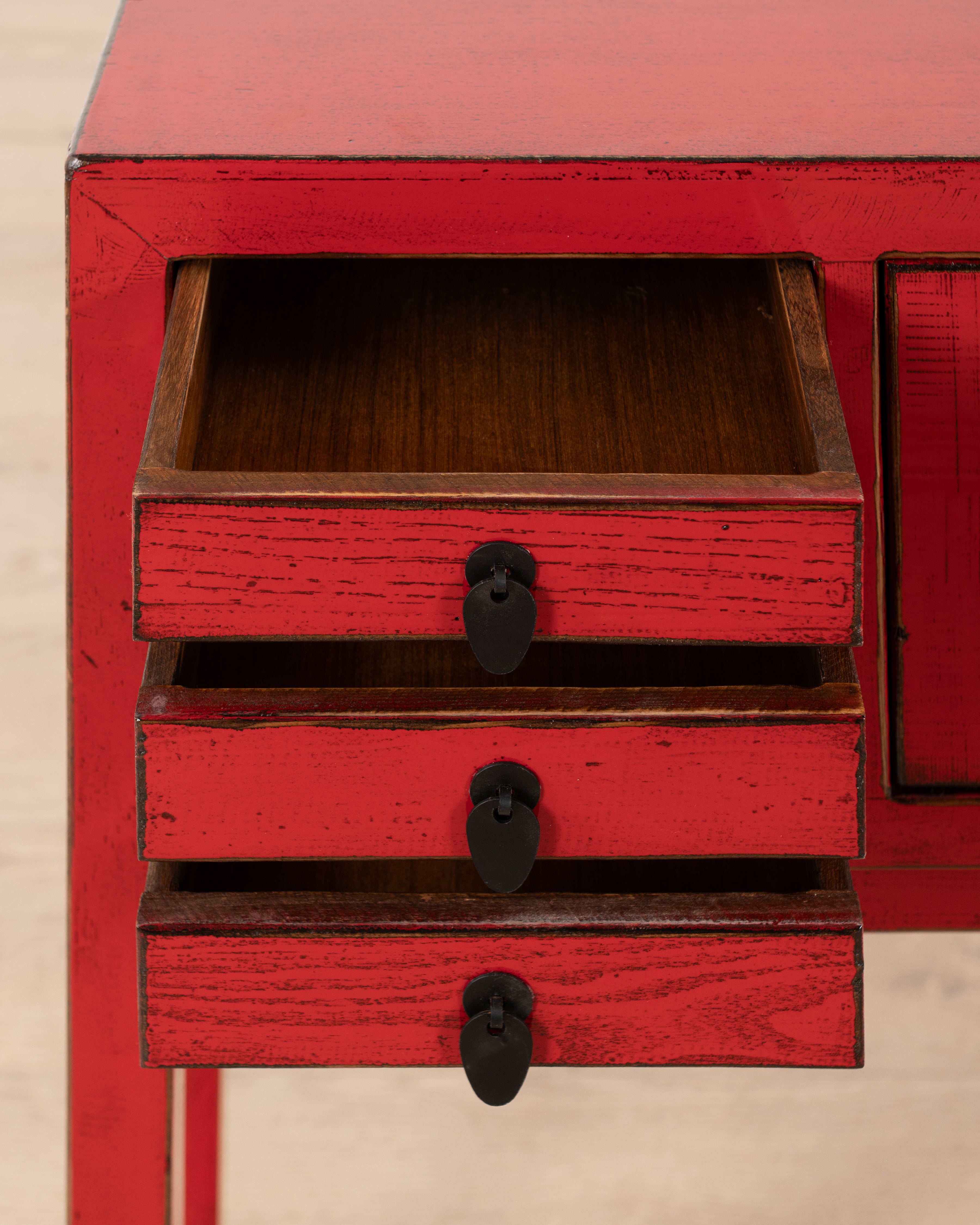 Indochine Zheng Console | Red