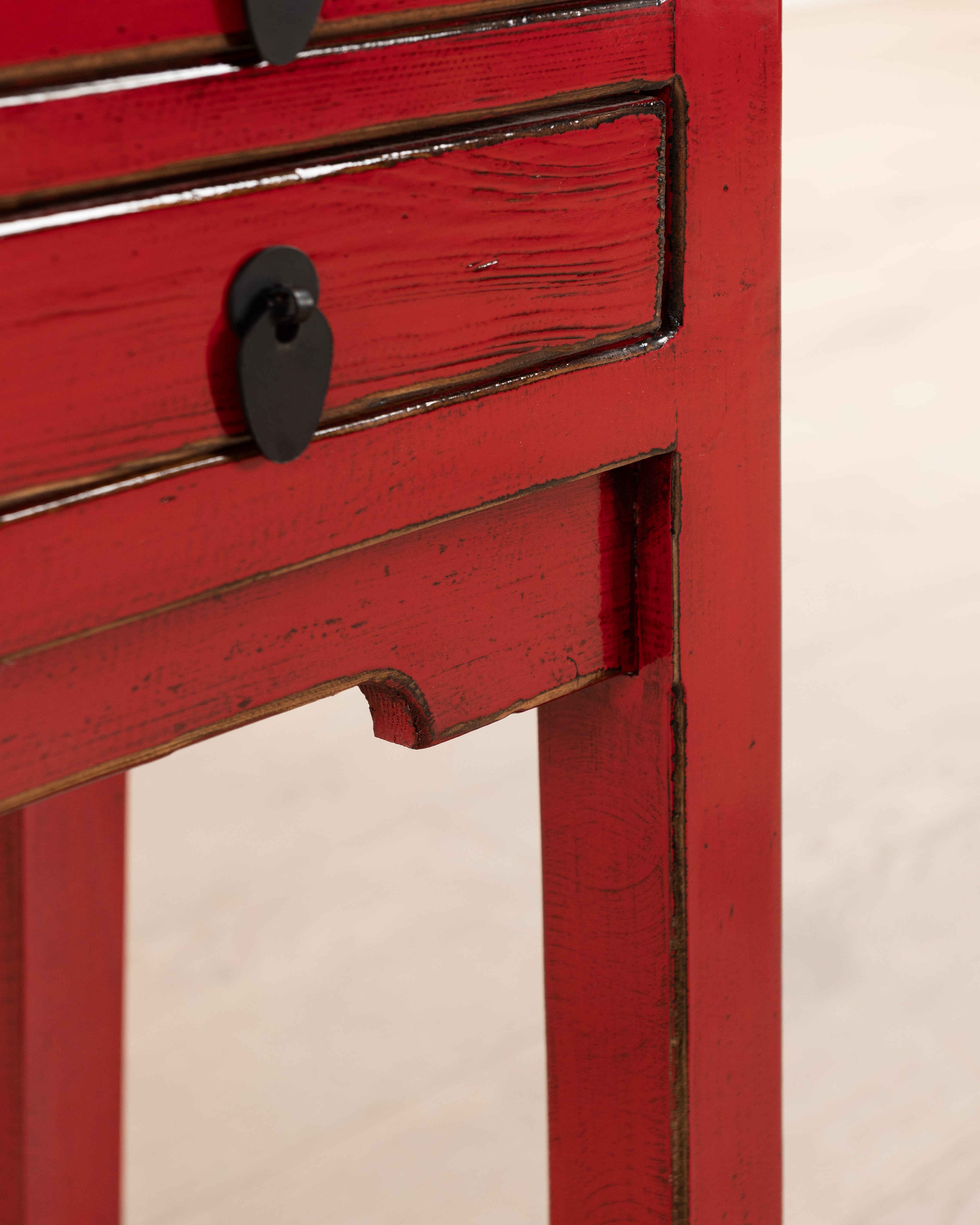 Indochine Zheng Console | Red
