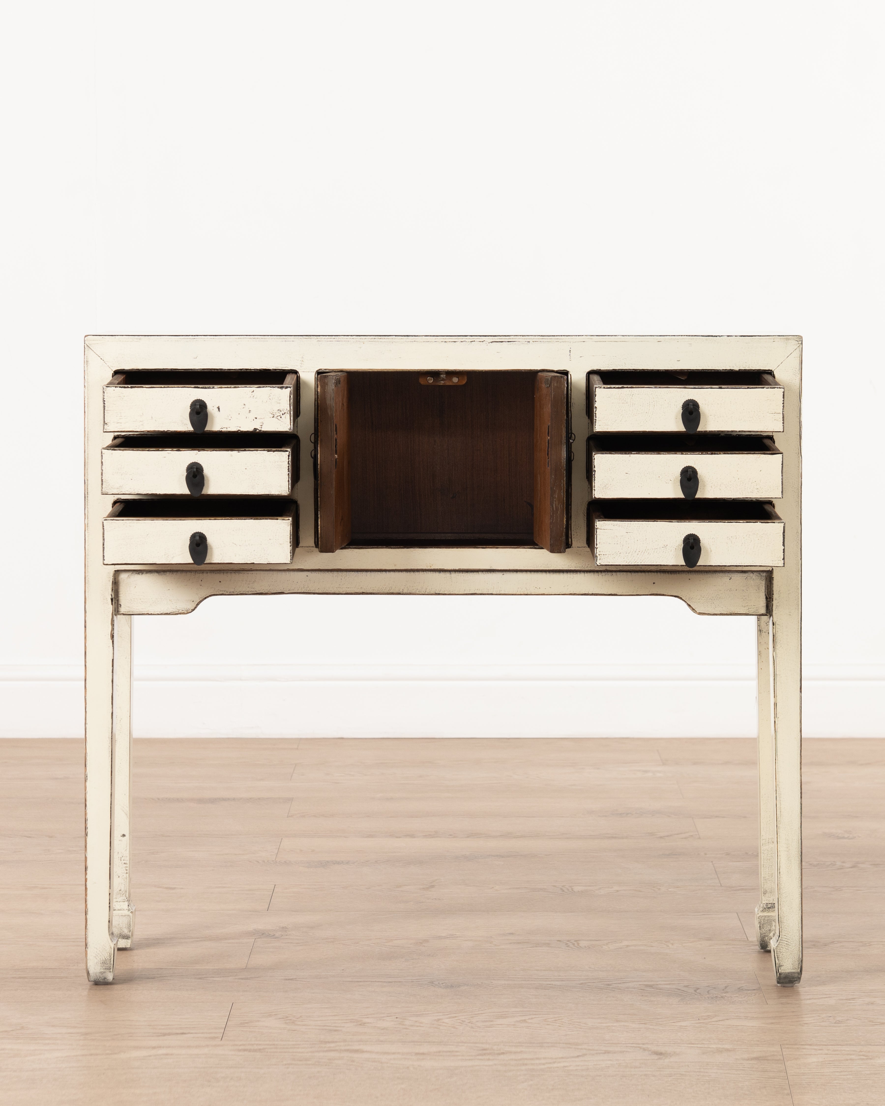 Indochine Zheng Console | White