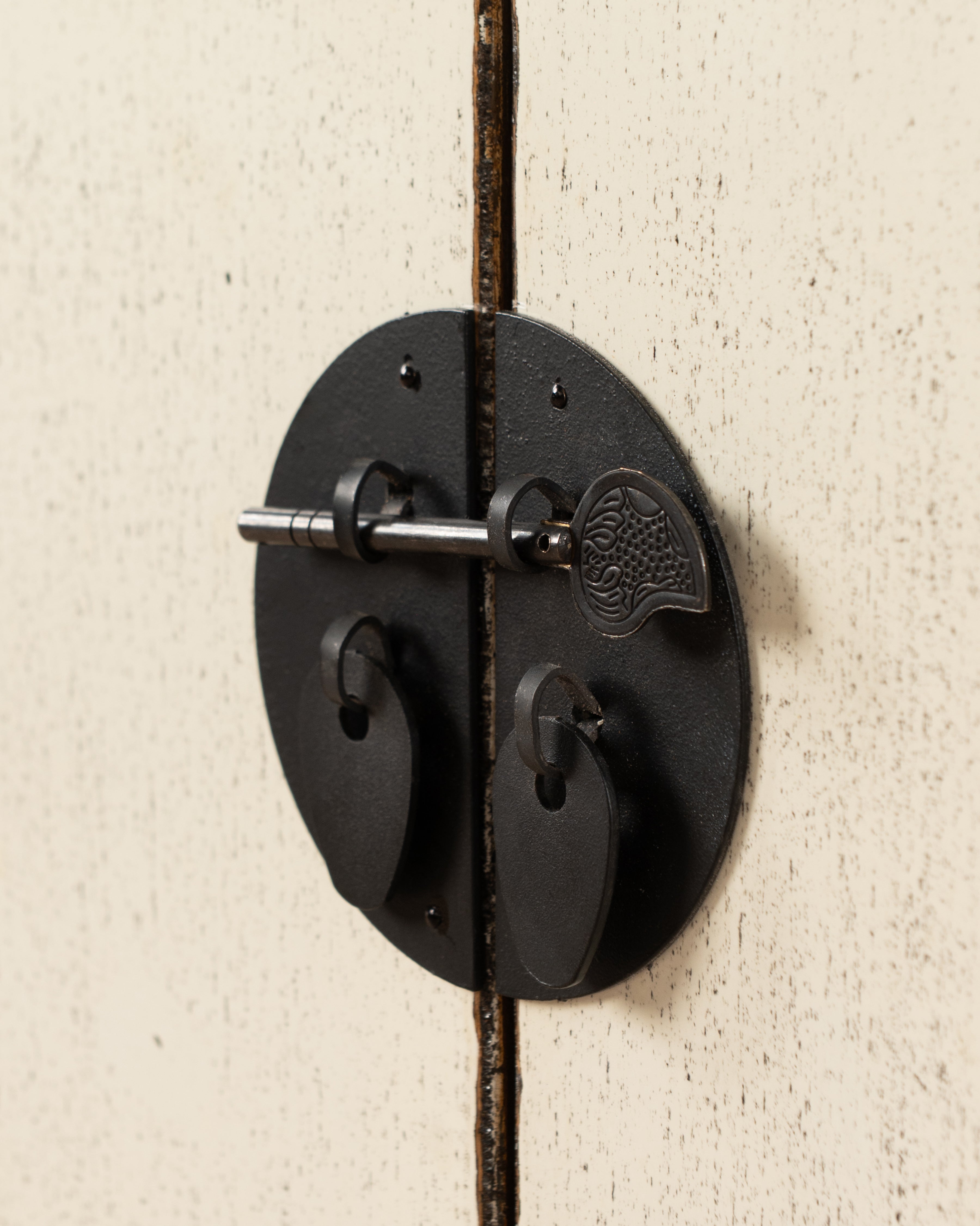 Indochine Zheng Console | White