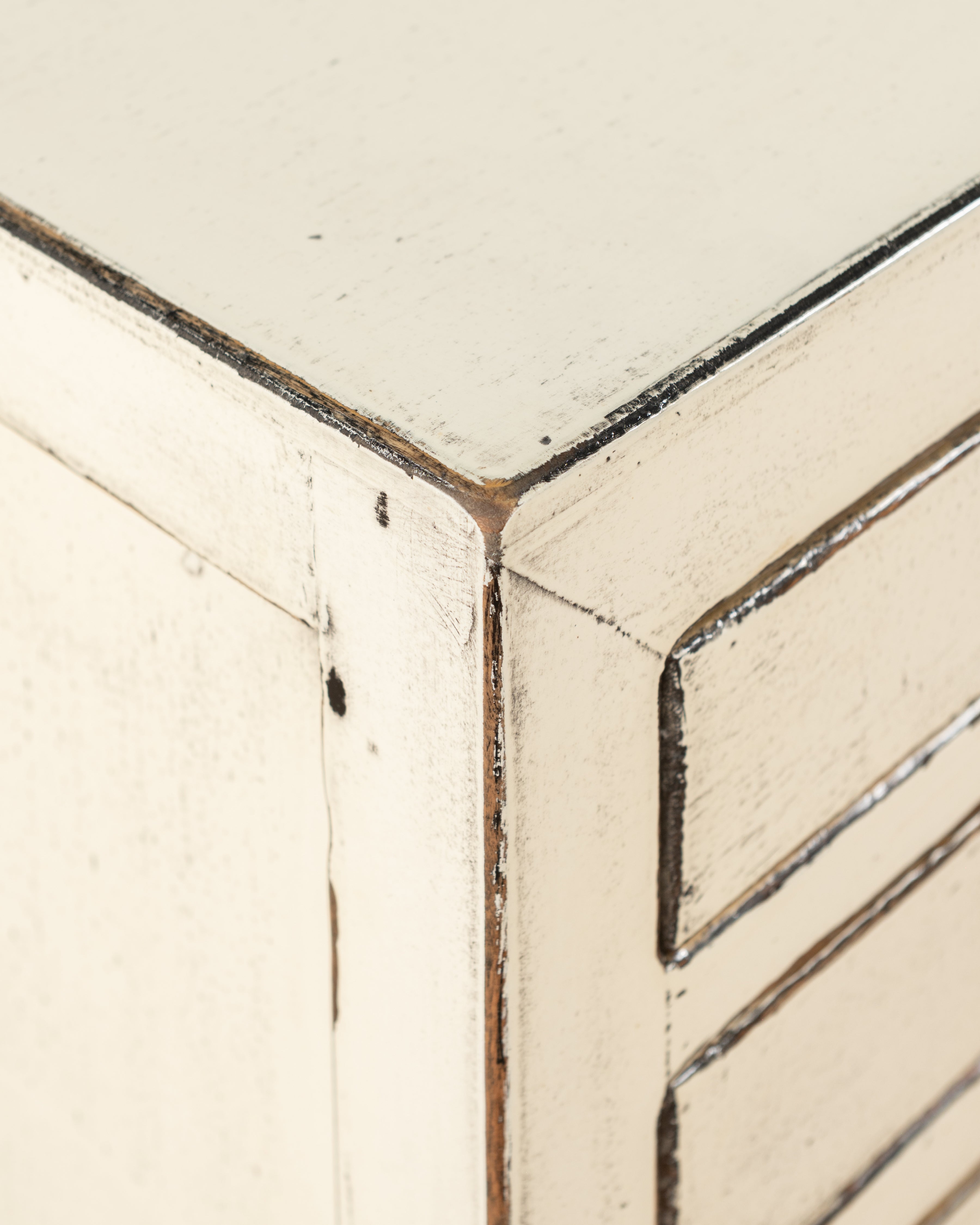 Indochine Zheng Console | White