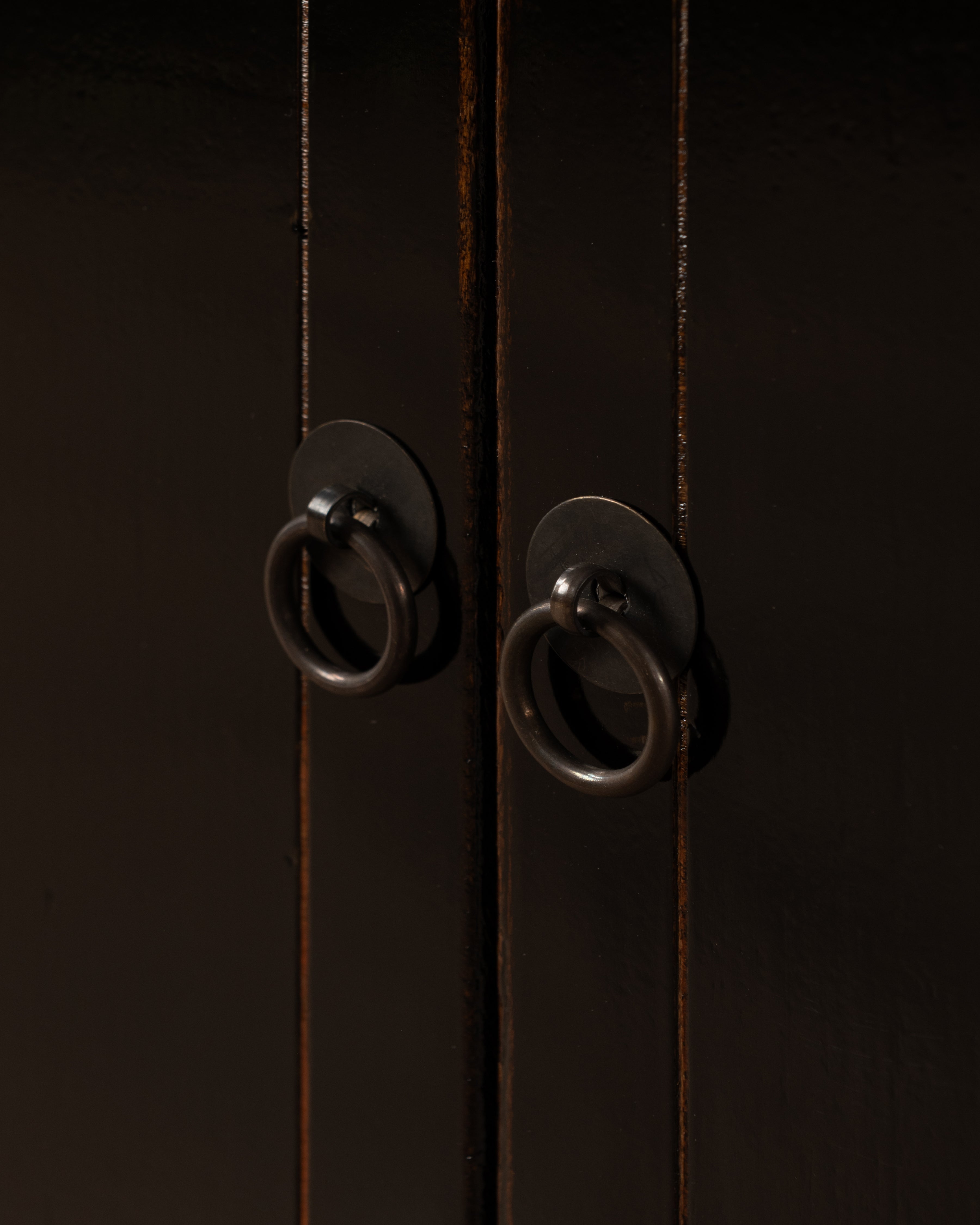 Indochine Chen Cabinet | Black