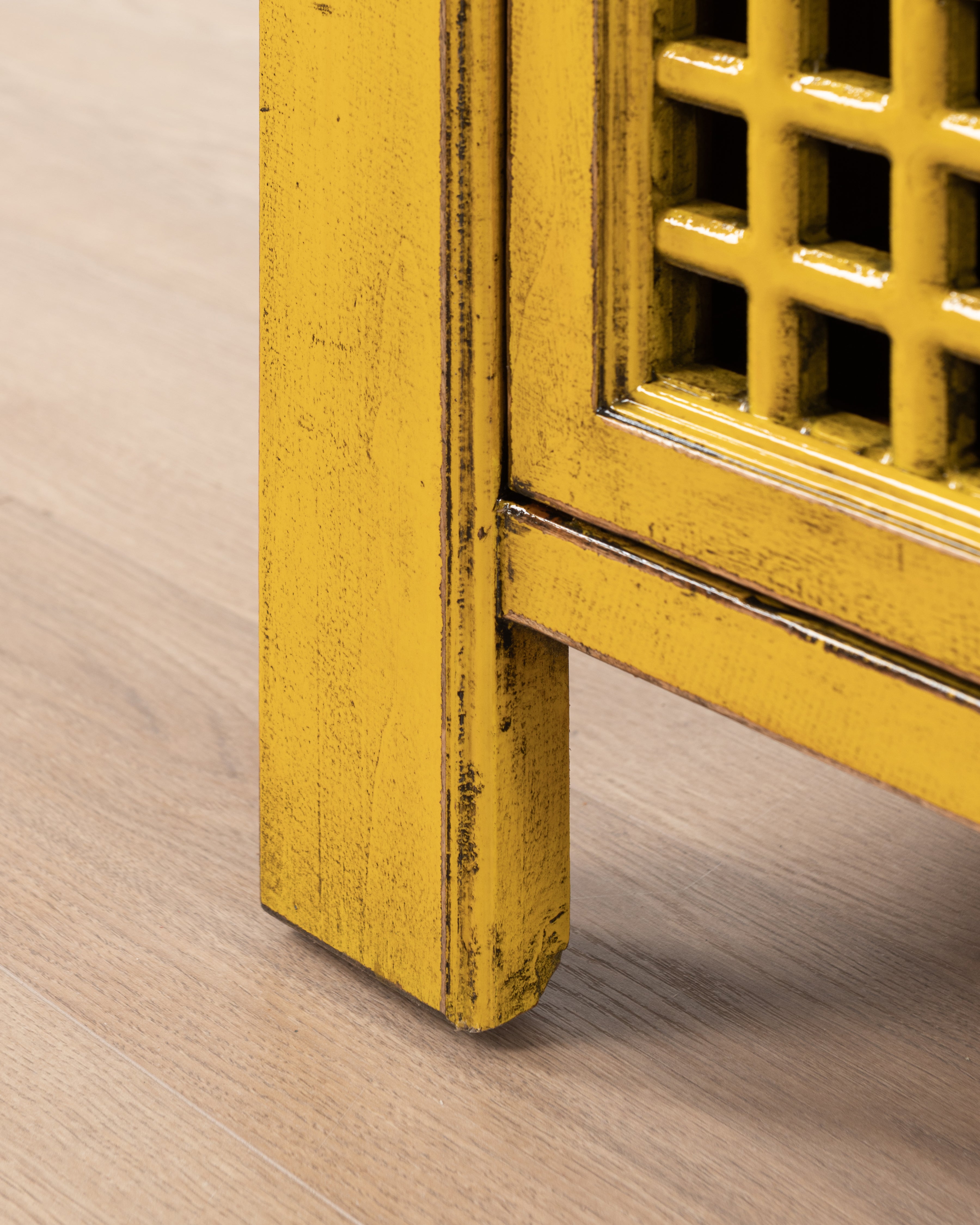 Indochine Kanyisa Sideboard | Yellow