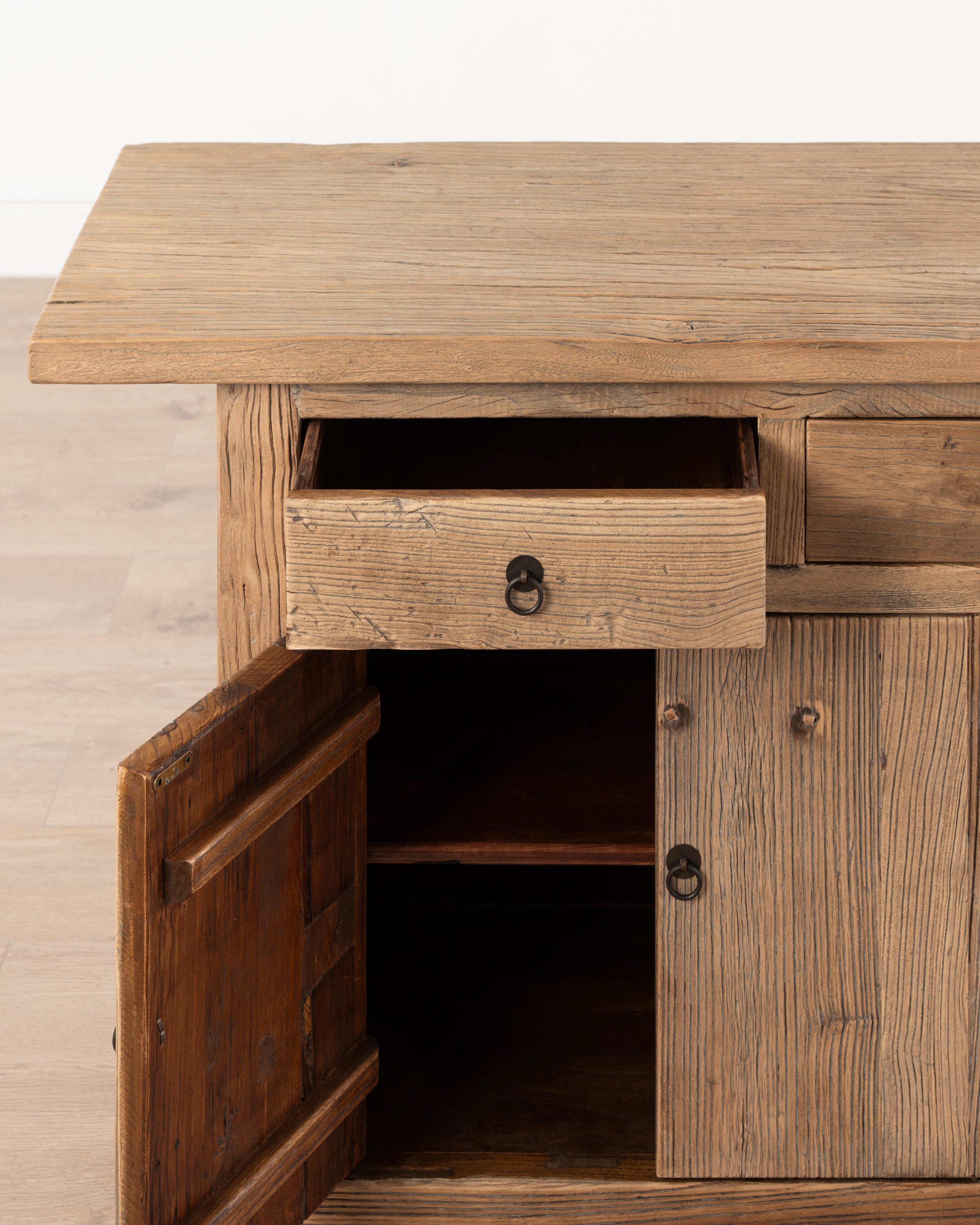 Buhle Sideboard