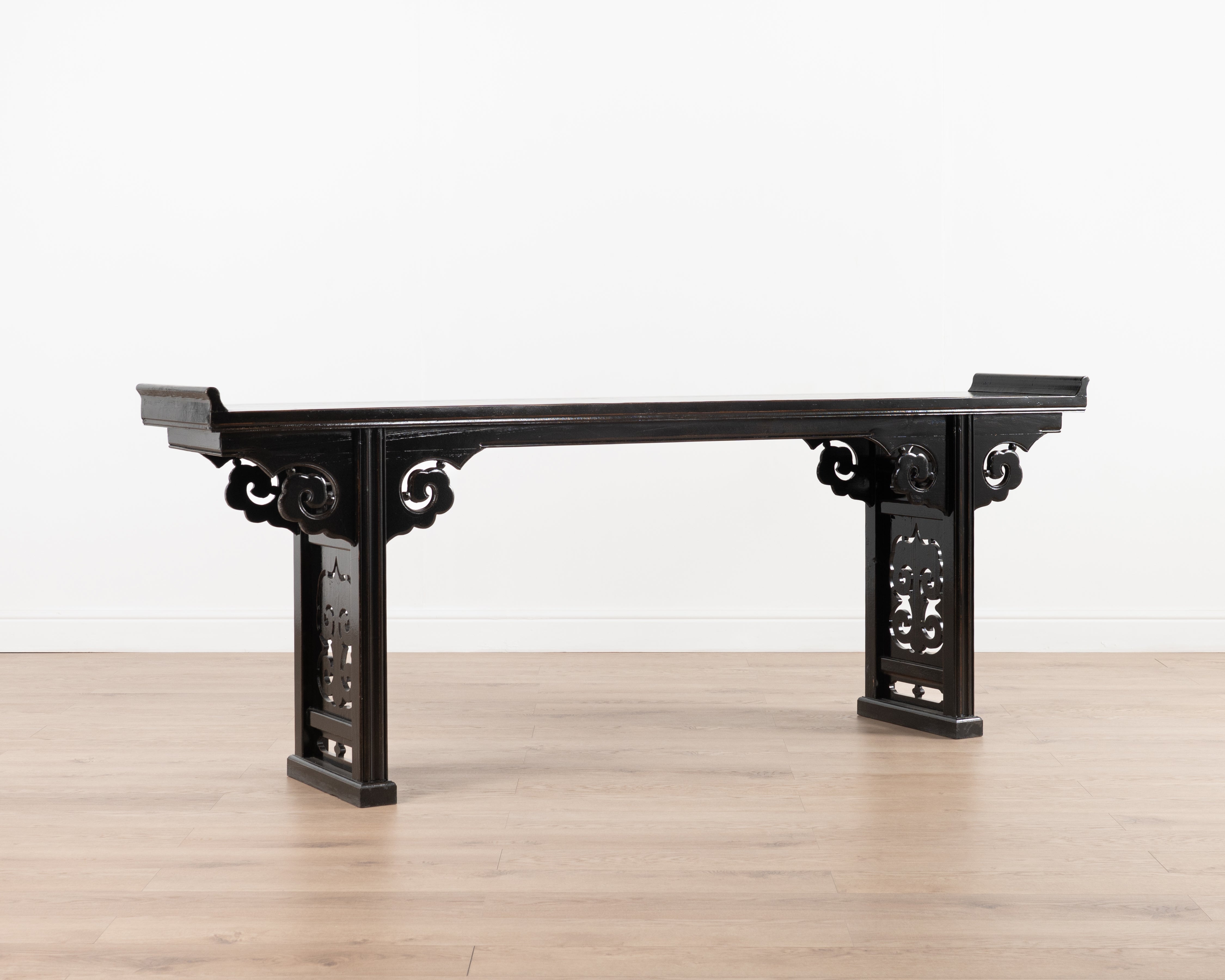 Indochine Yanmei Console