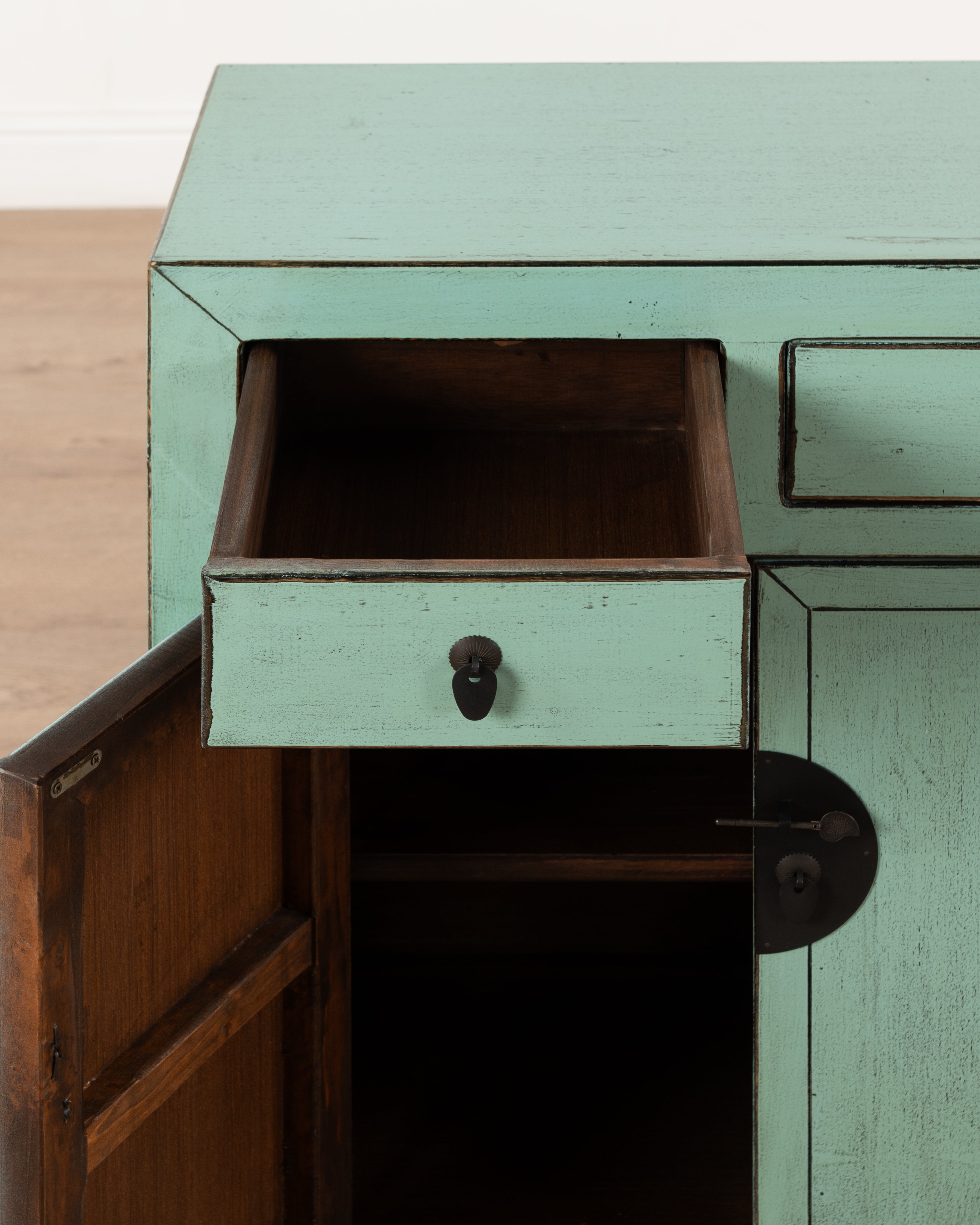 Indochine Chitose Cabinet | Turquoise