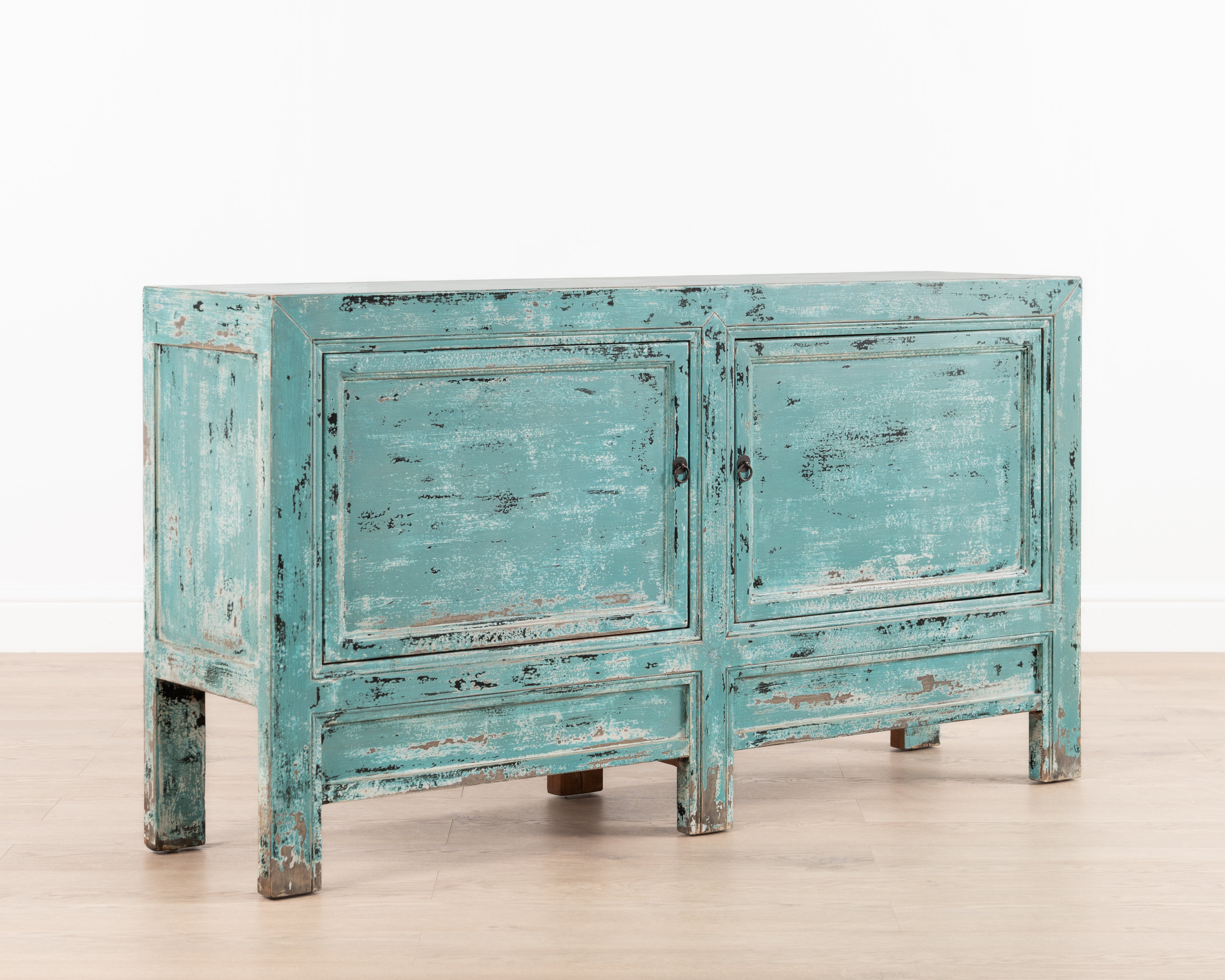 Indochine Yancheng Sideboard | Distressed Blue