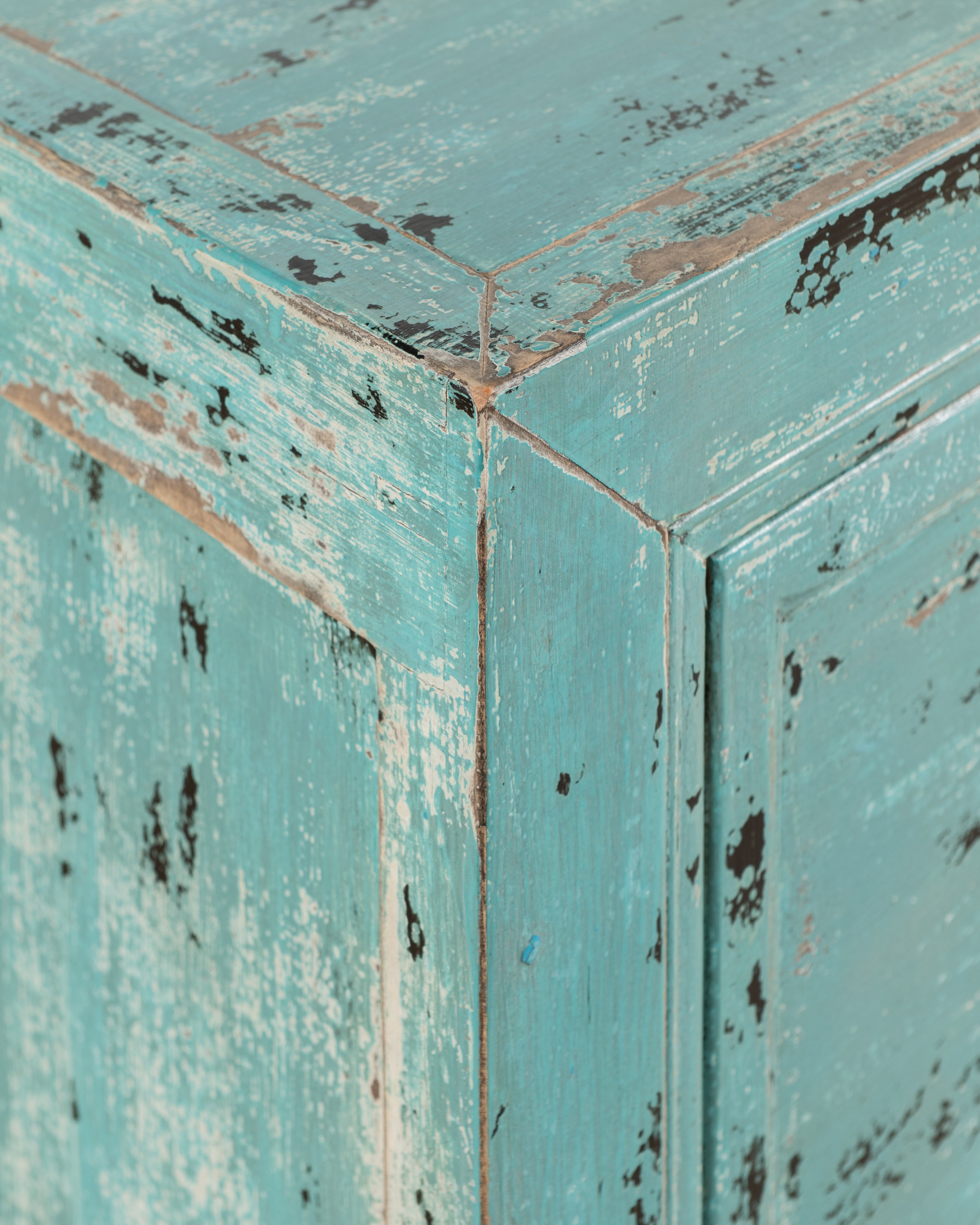 Indochine Yancheng Sideboard | Distressed Blue