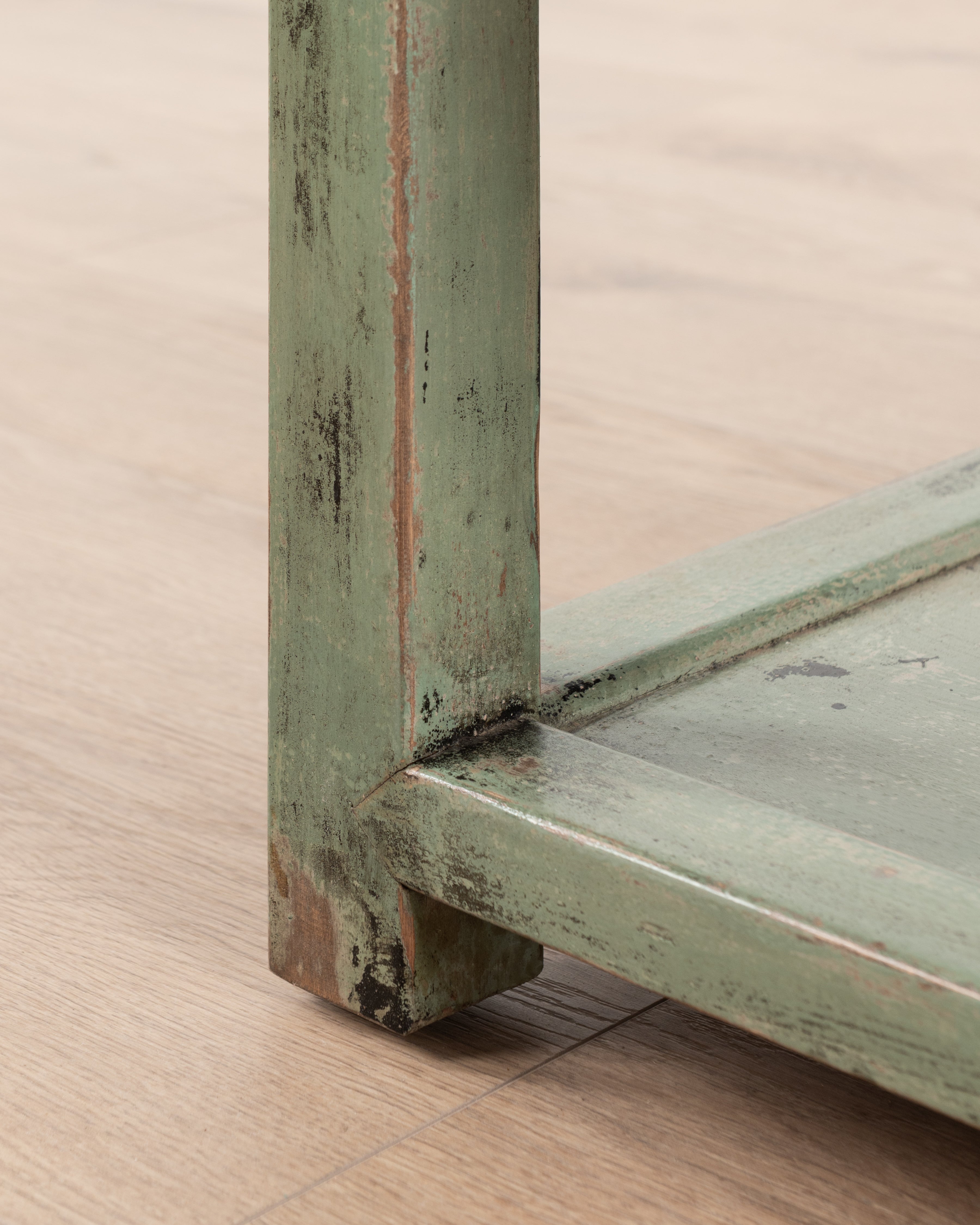 Vosburg Bedside Table | Green