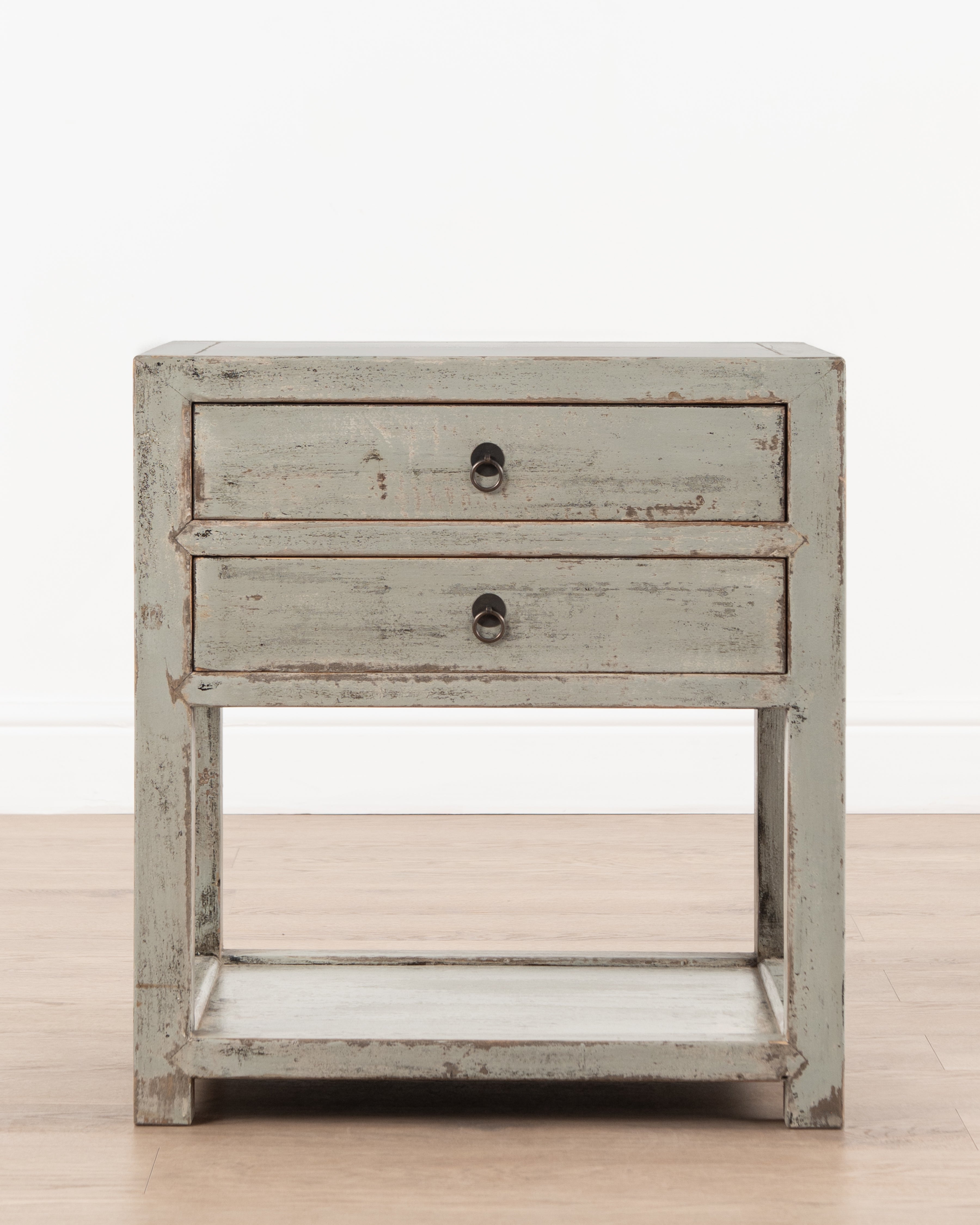 Vosburg Bedside Table | Grey