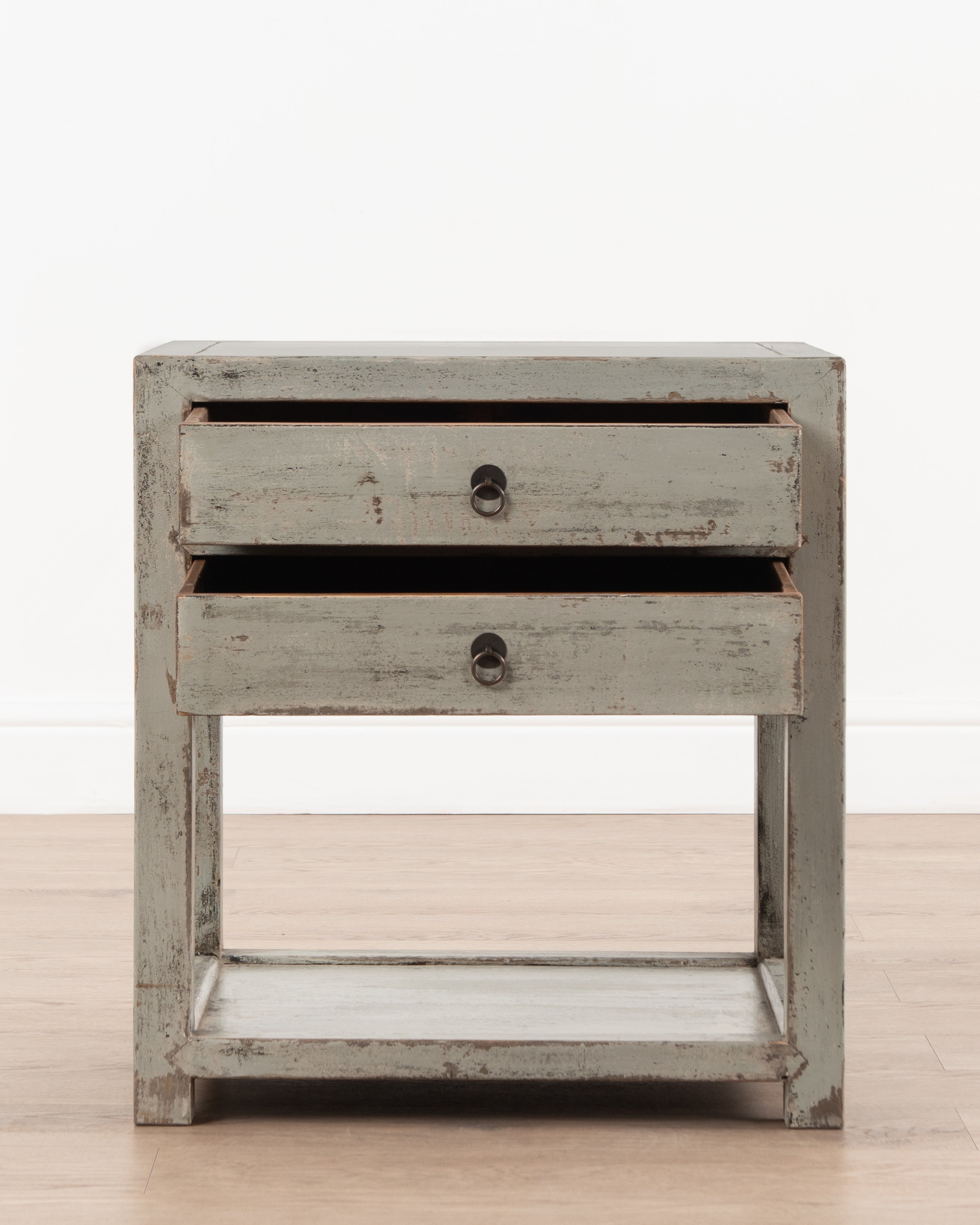 Vosburg Bedside Table | Grey
