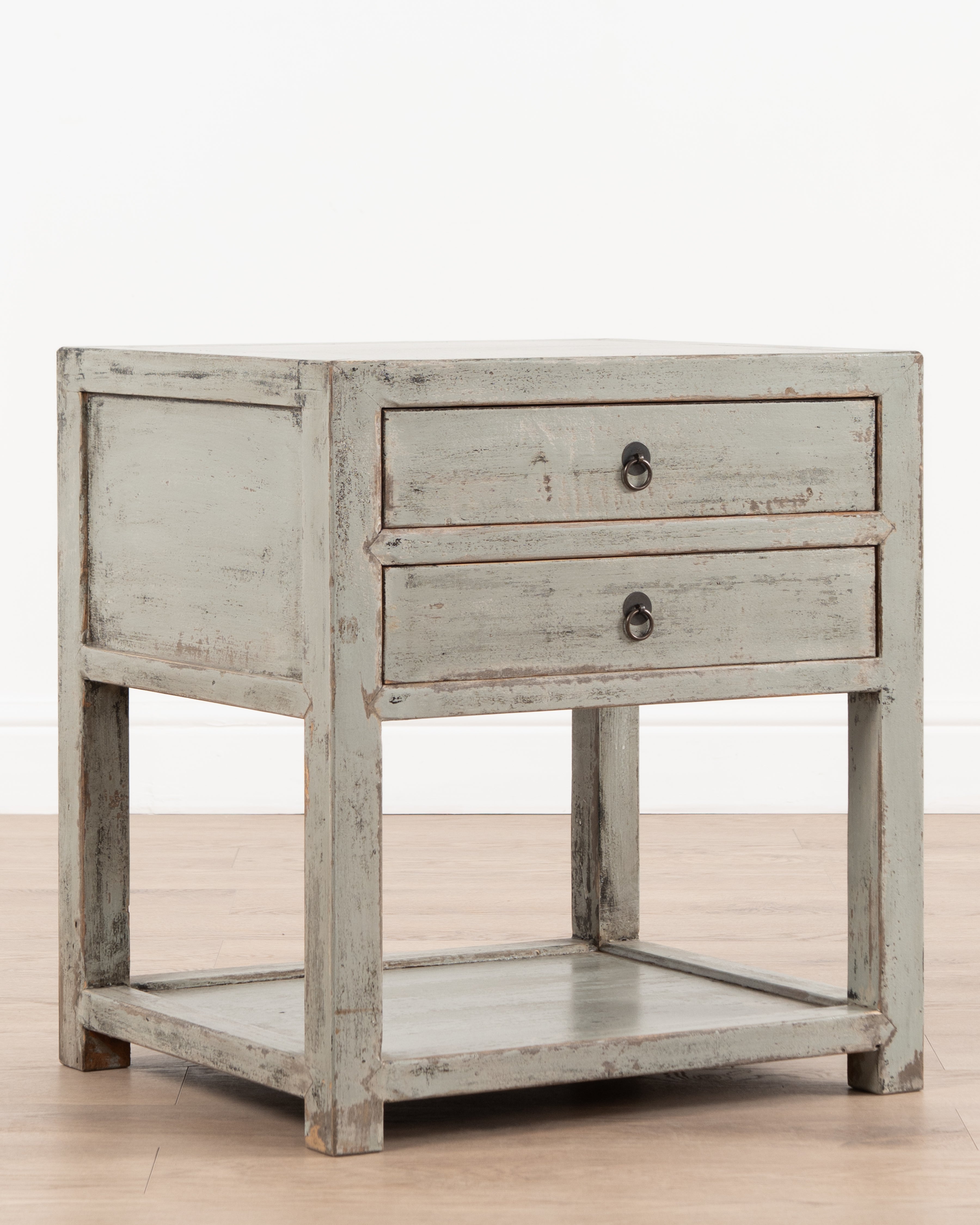 Vosburg Bedside Table | Grey