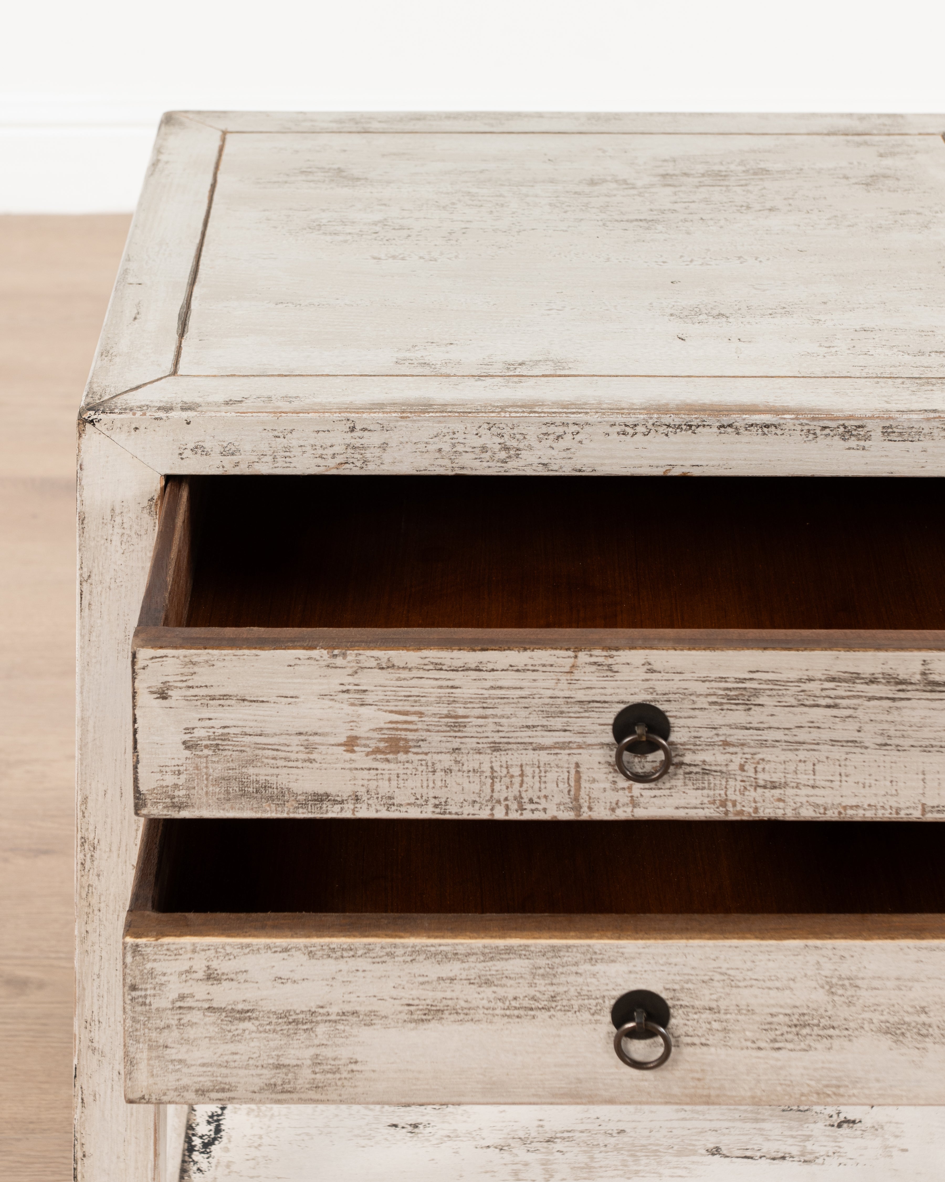 Vosburg Bedside Table | White