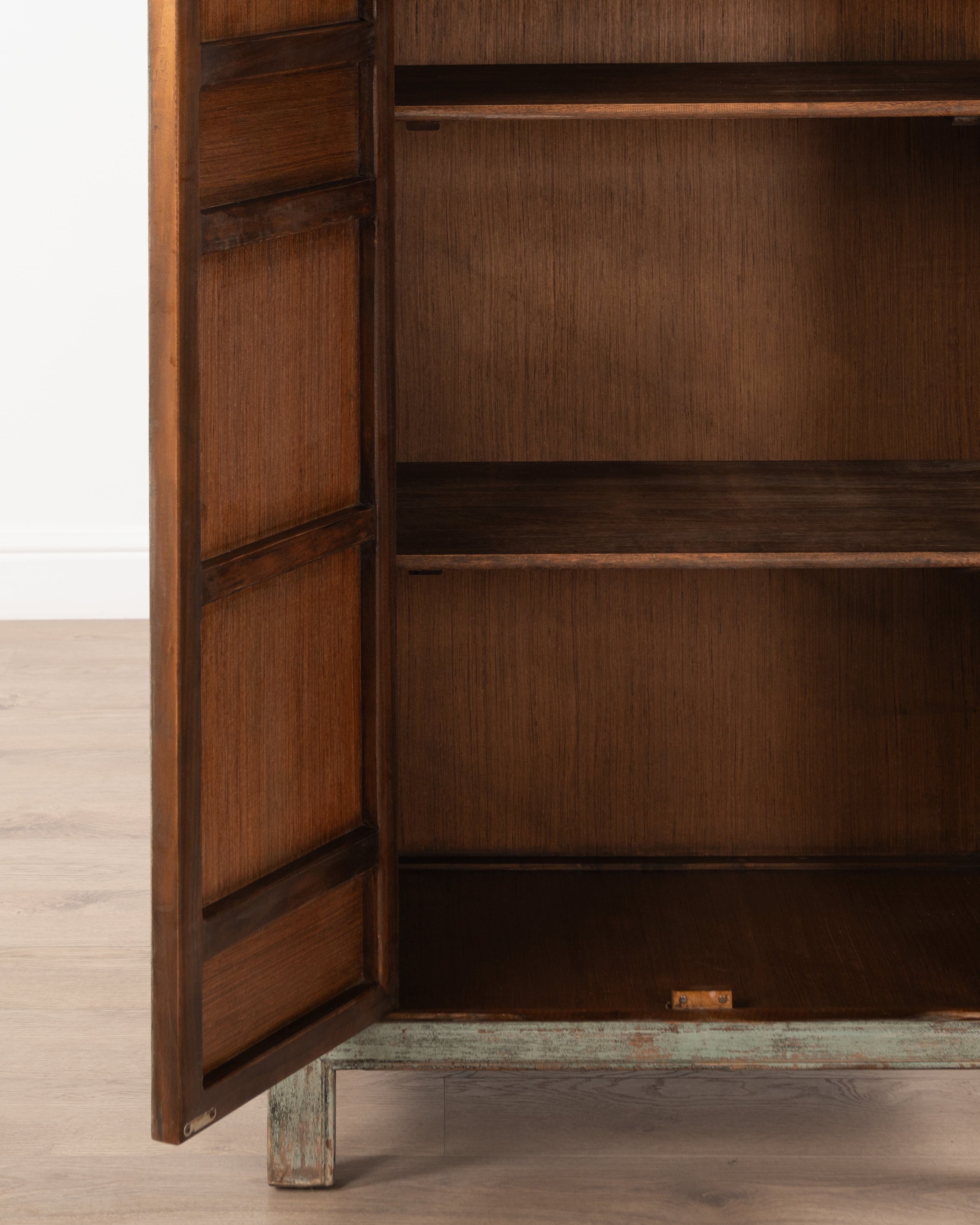 CUPBOARD 2-DOOR GREEN