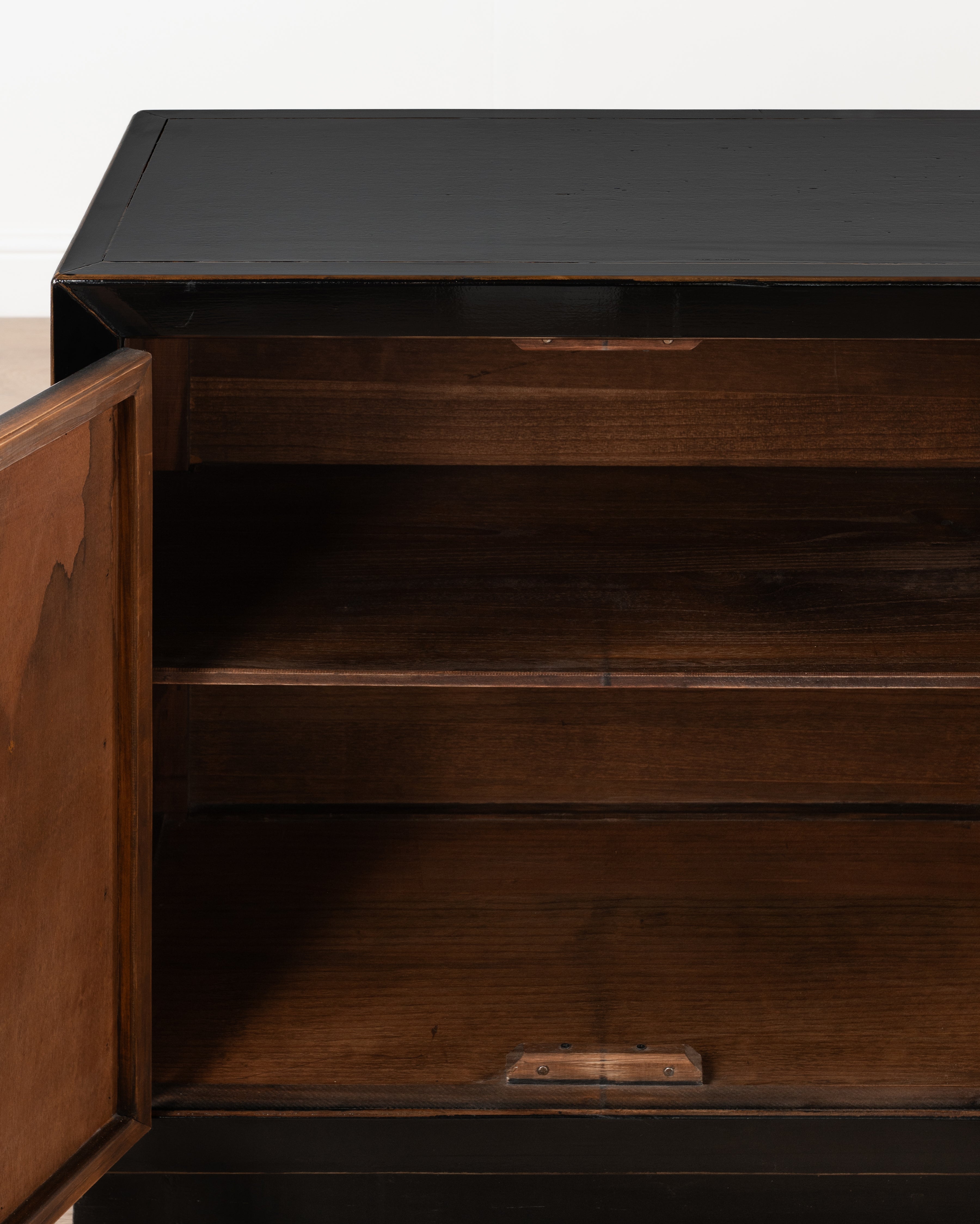 Shango Sideboard | Black