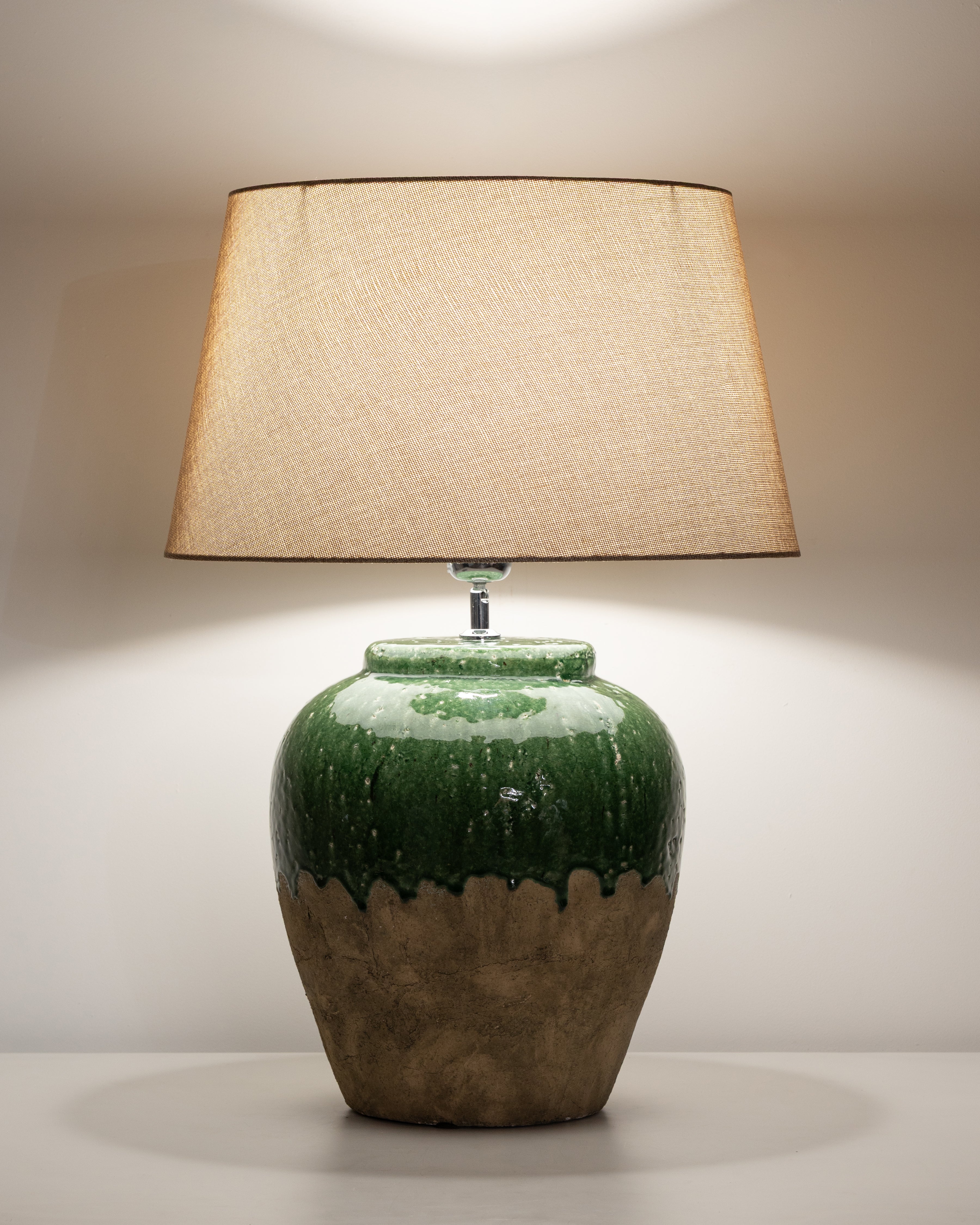 LAMPBASE GRN&NAT BEIGE SHADE