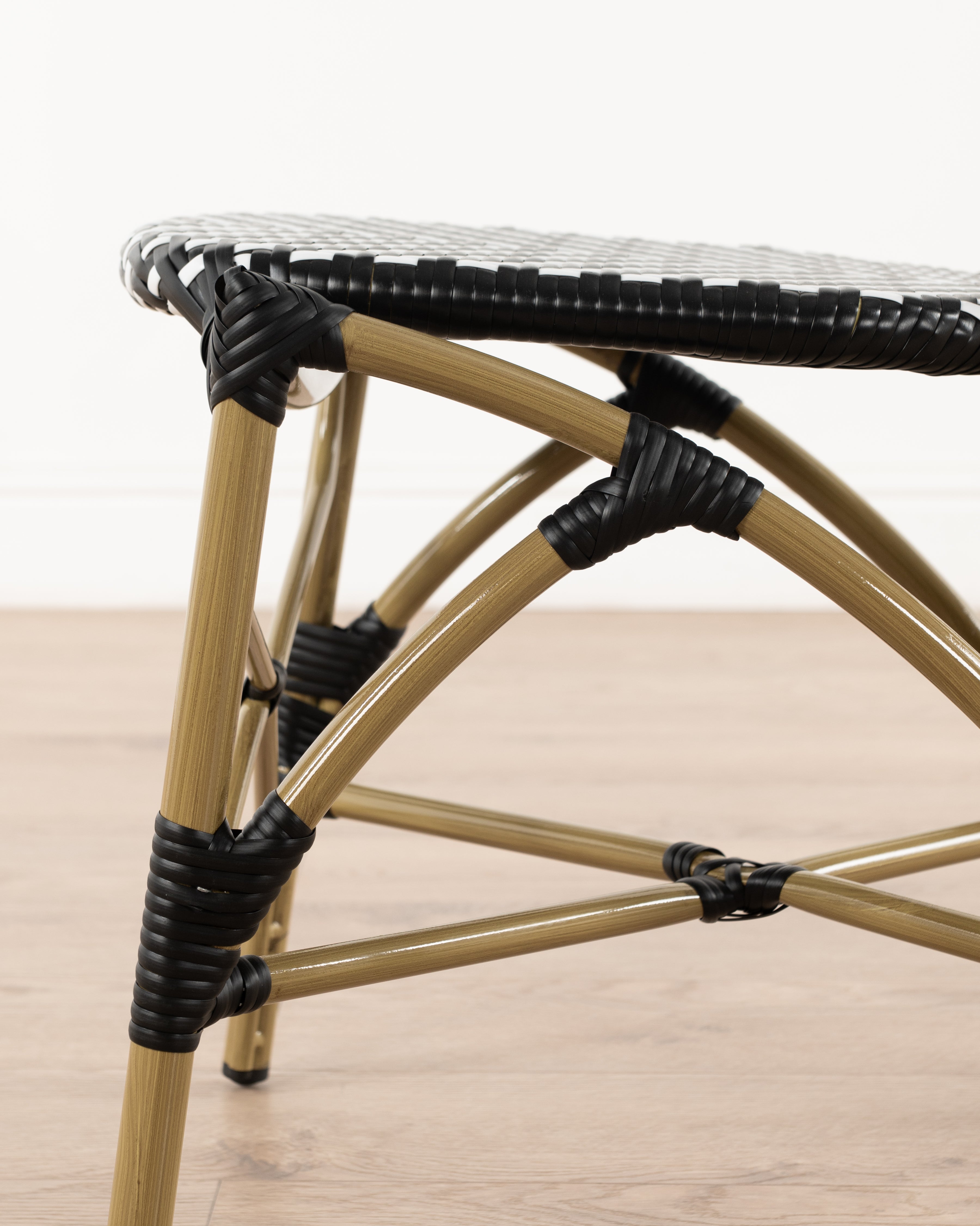 Brioche Blanc Dining Chair | Black