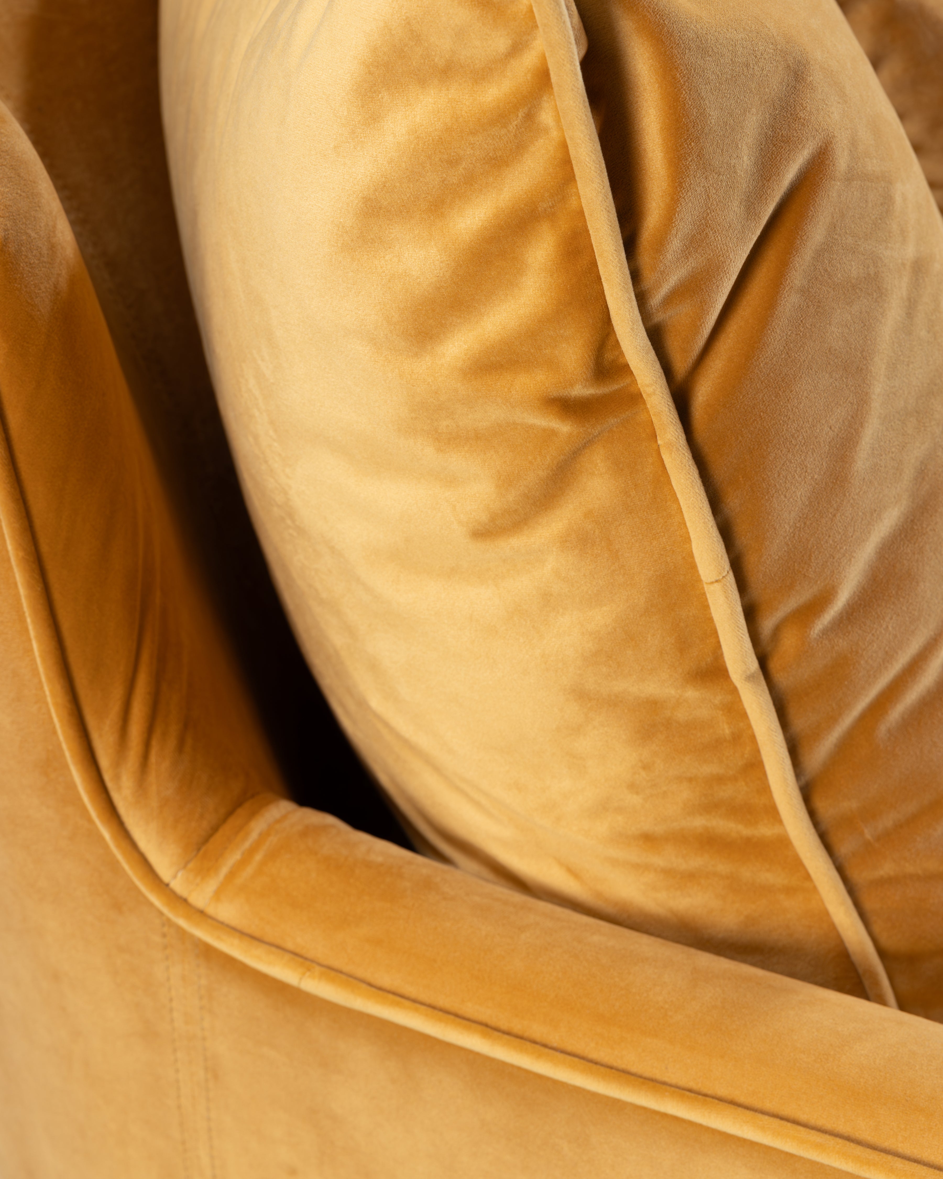 Luxe Monroe 2.5 Seater Sofa | Fire