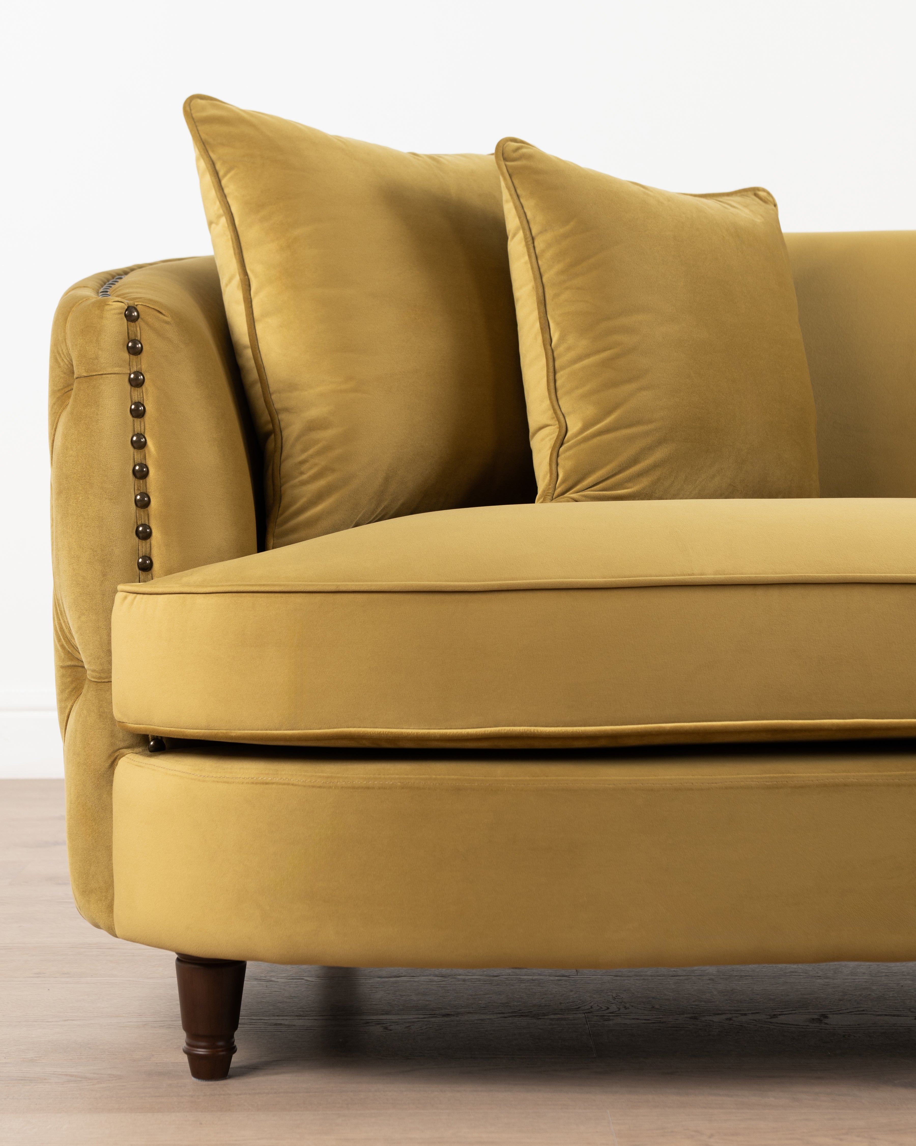 Luxe Gita 3-seater Sofa | Gold