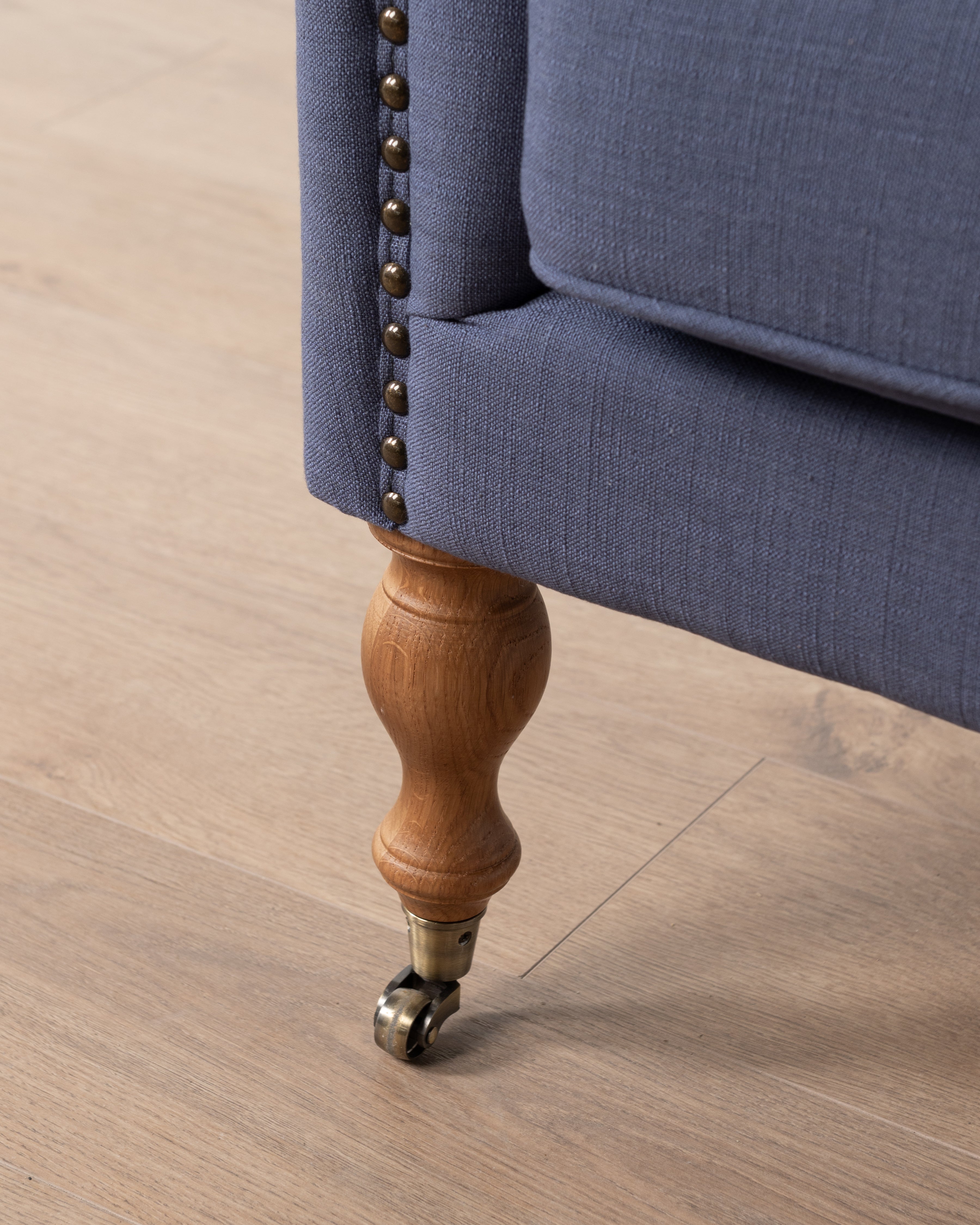 Luxe Roseanne Armchair | Blue