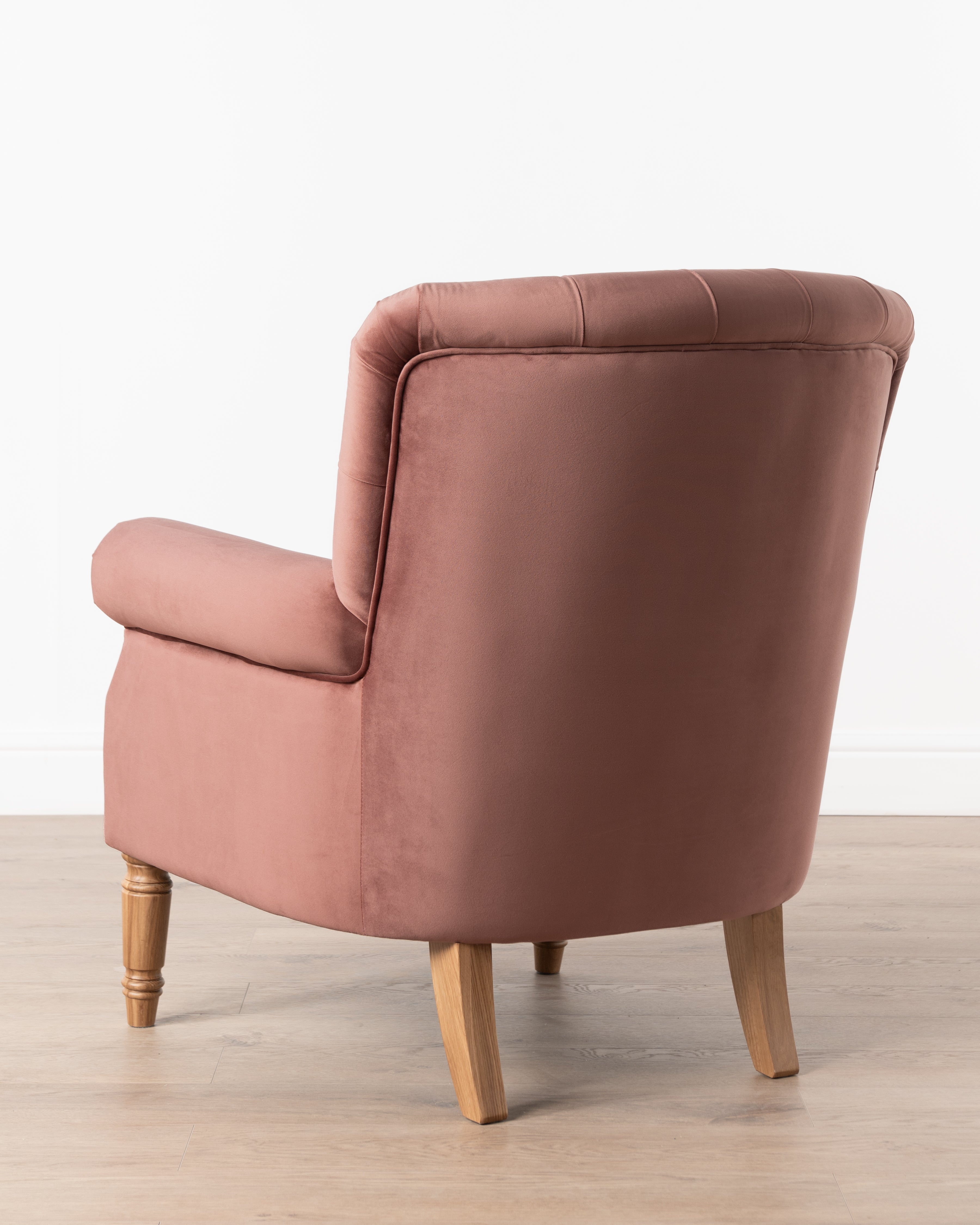 Luxe Windsor Armchair | Blush