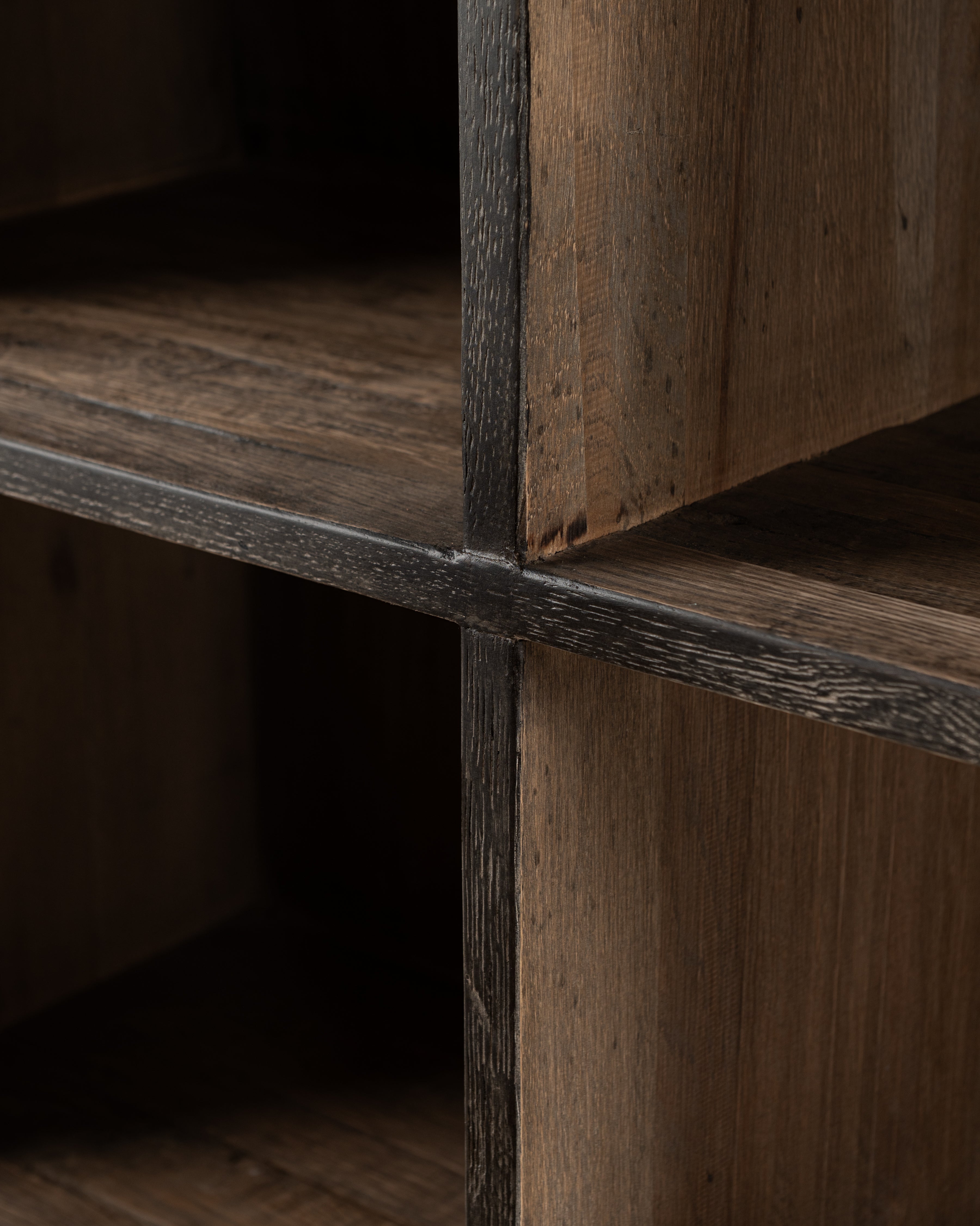 Hekima display cabinet